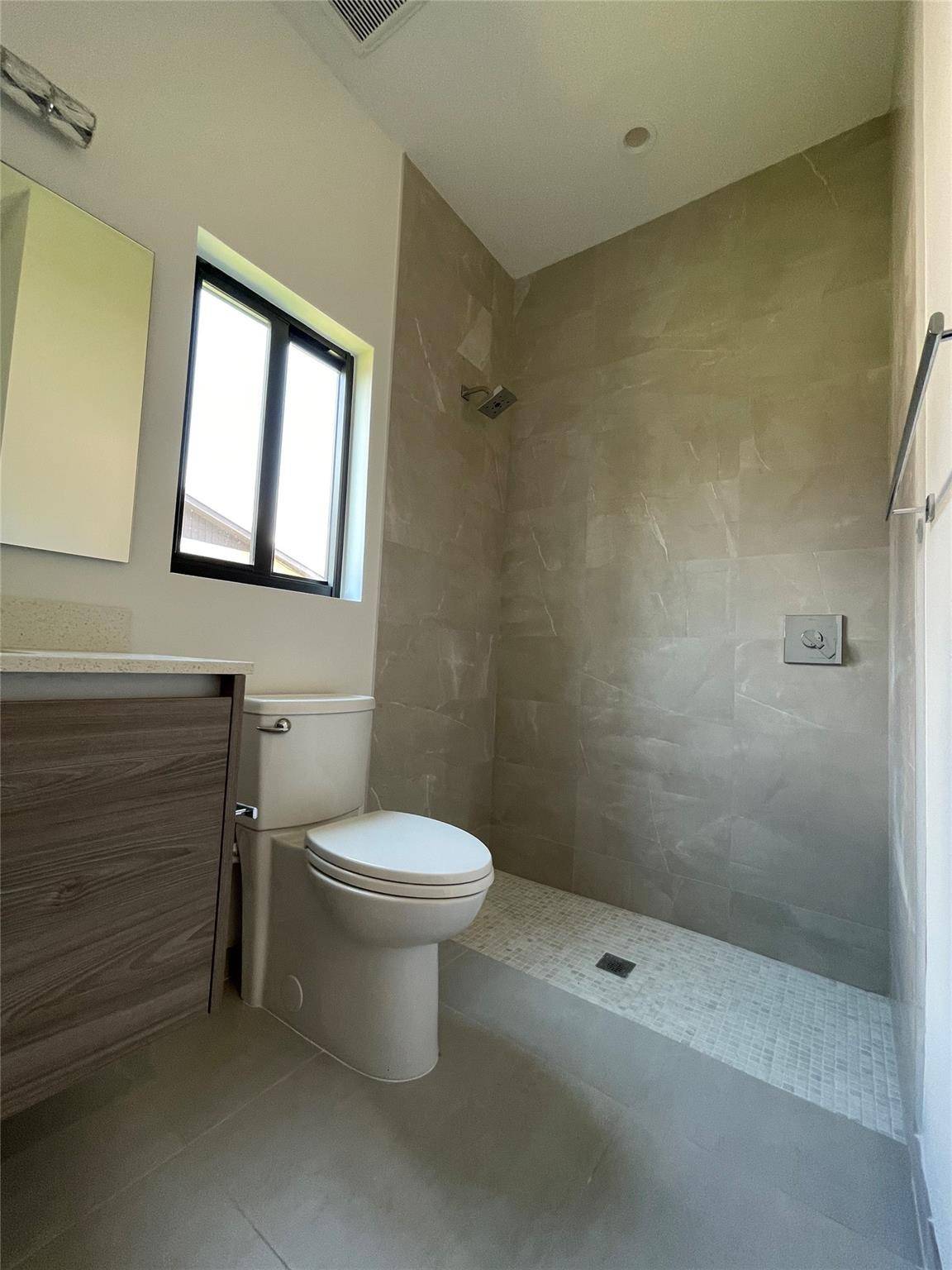SAN SEBASTIAN TWNHSES - Residential Lease