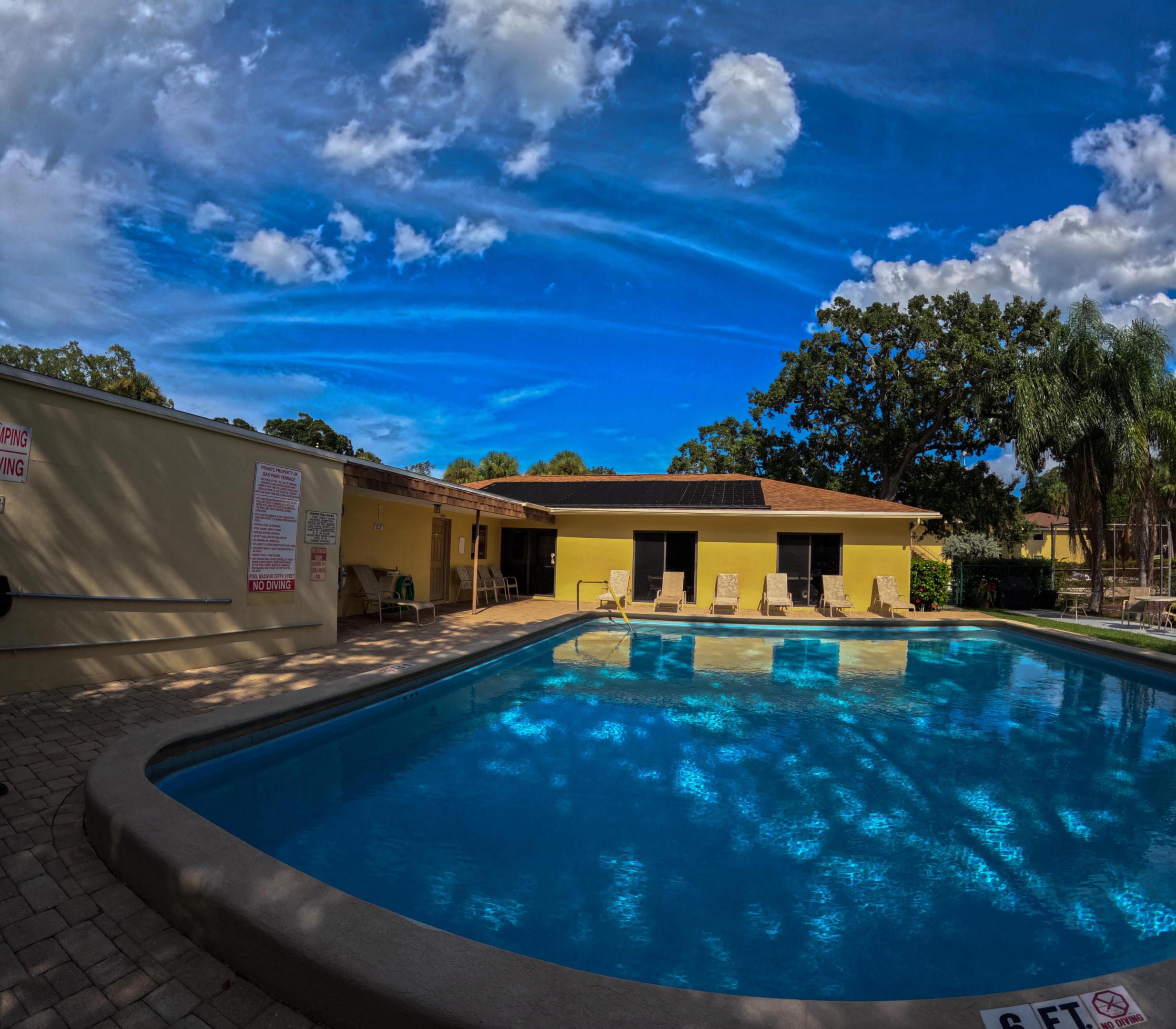 OAK PARK TERRACE - Residential