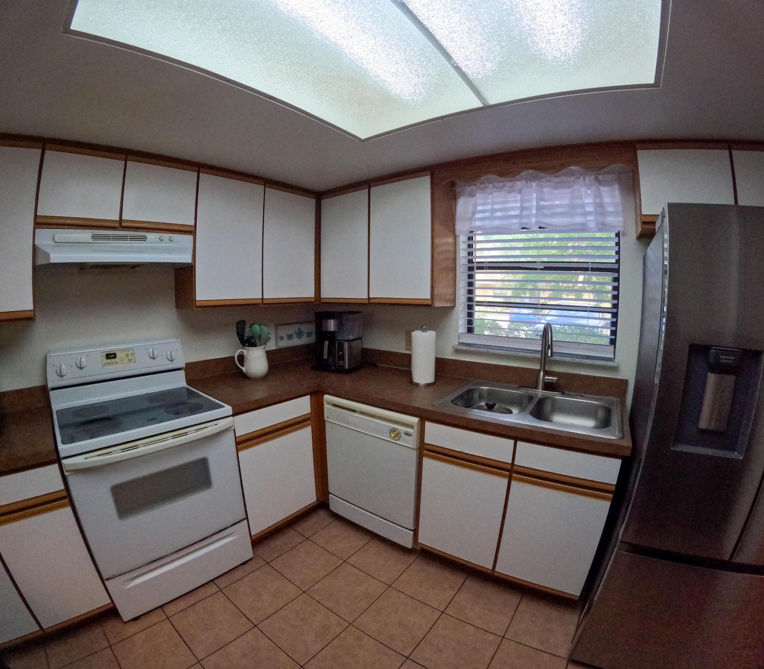 OAK PARK TERRACE - Residential