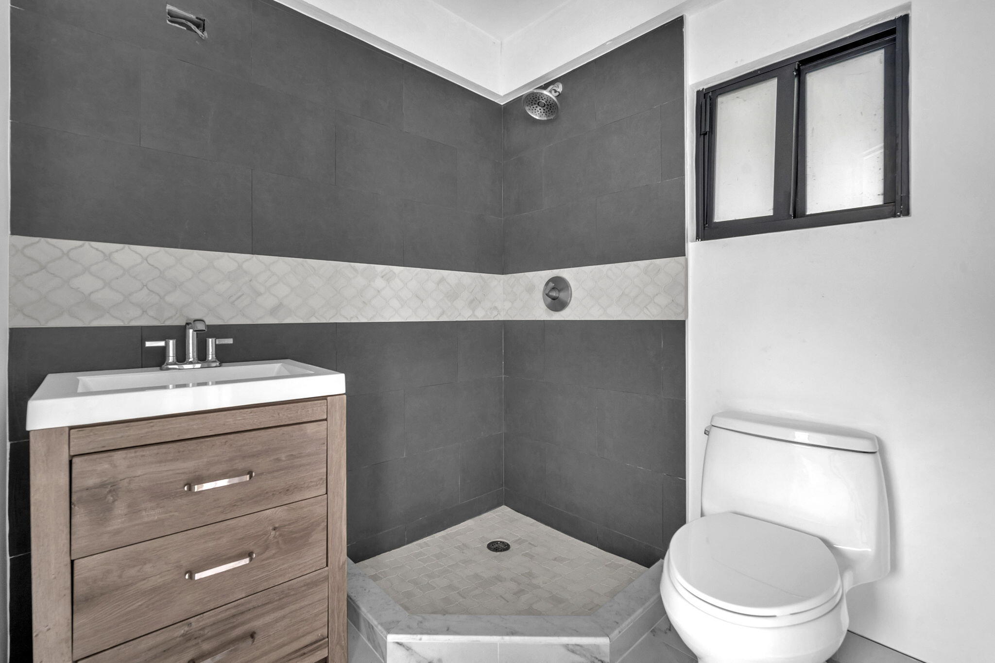 HOLLYWOOD HILLS NORTH SEC ONE - Residential