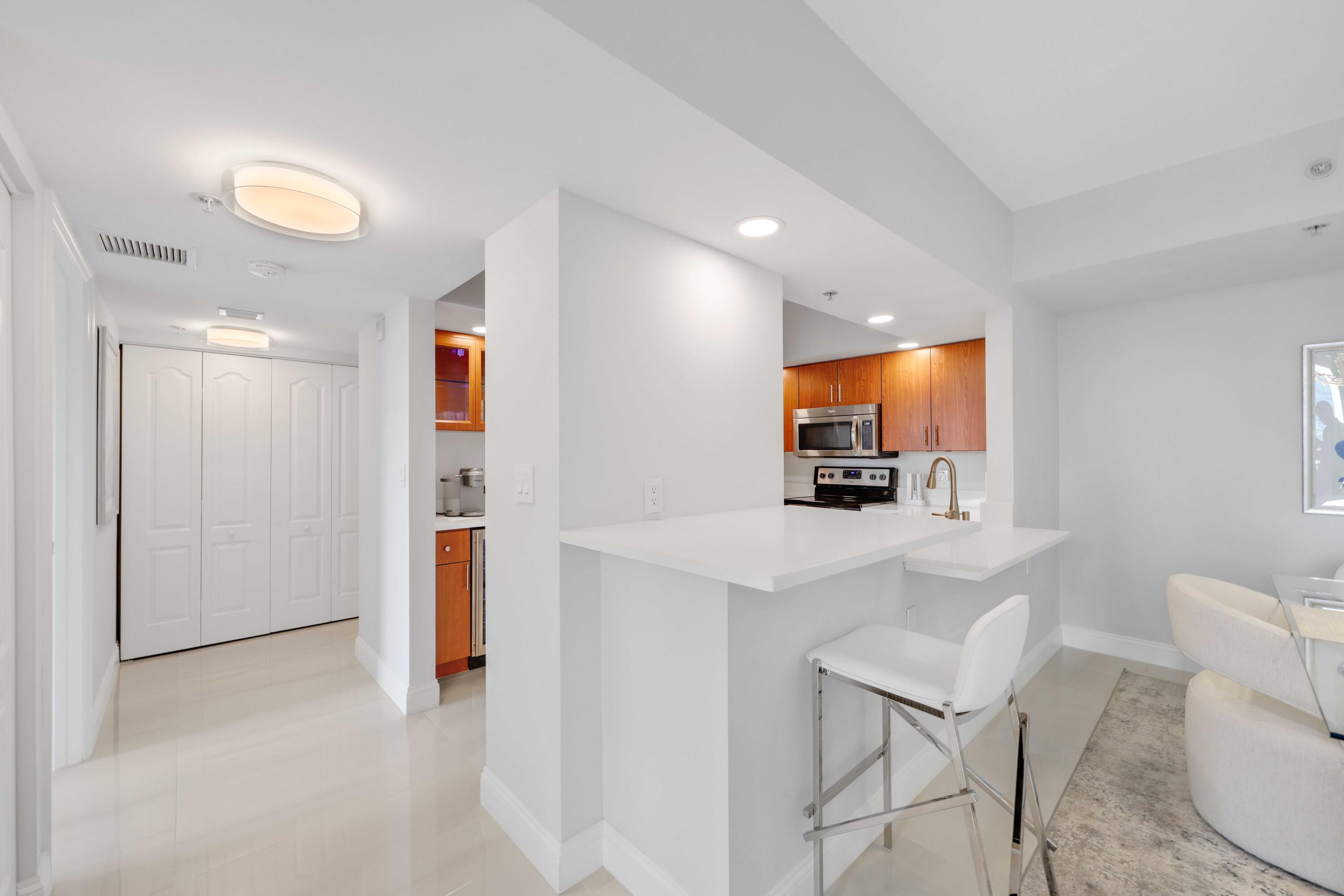 WAVERLY AT LAS OLAS CONDO - Residential