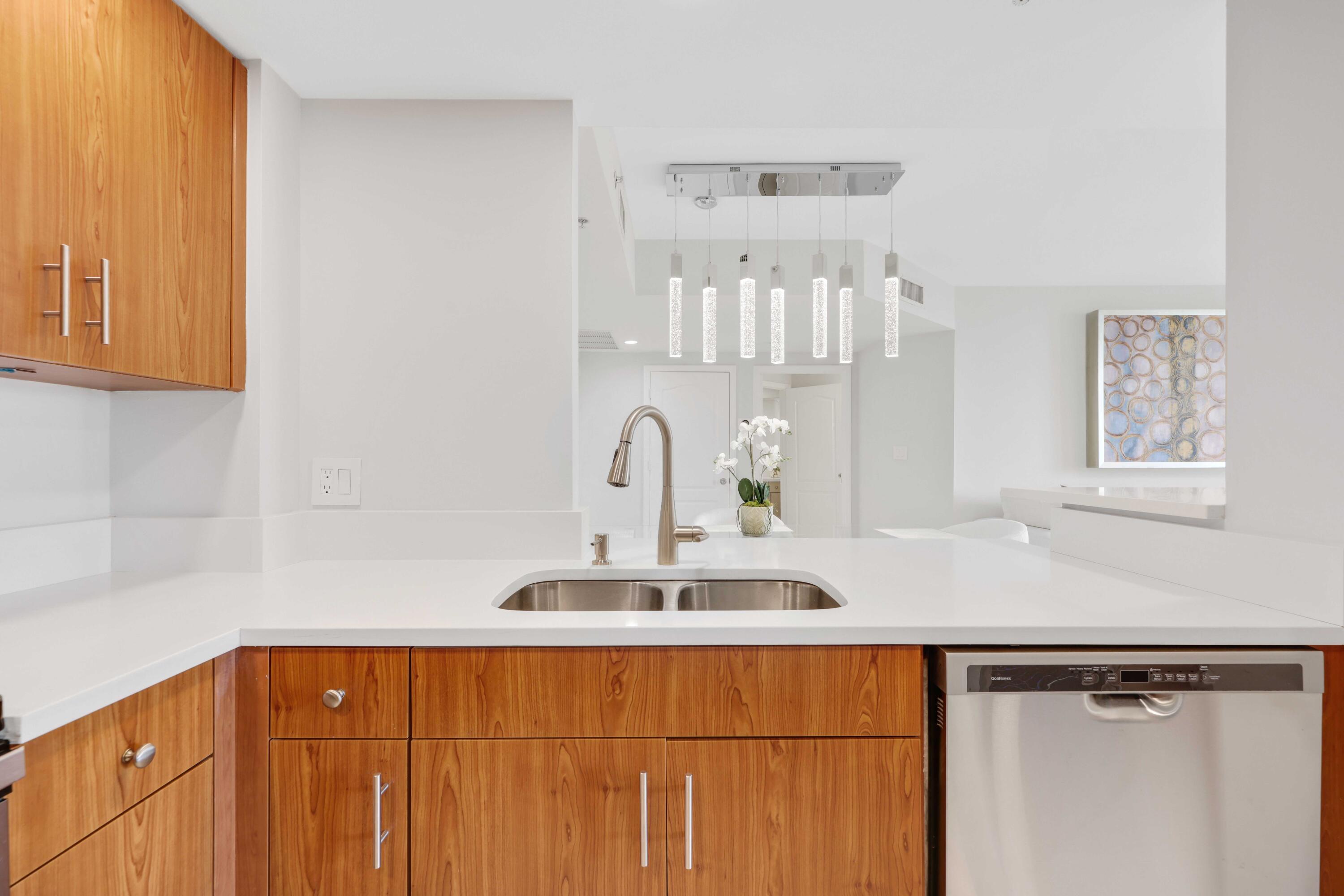 WAVERLY AT LAS OLAS CONDO - Residential