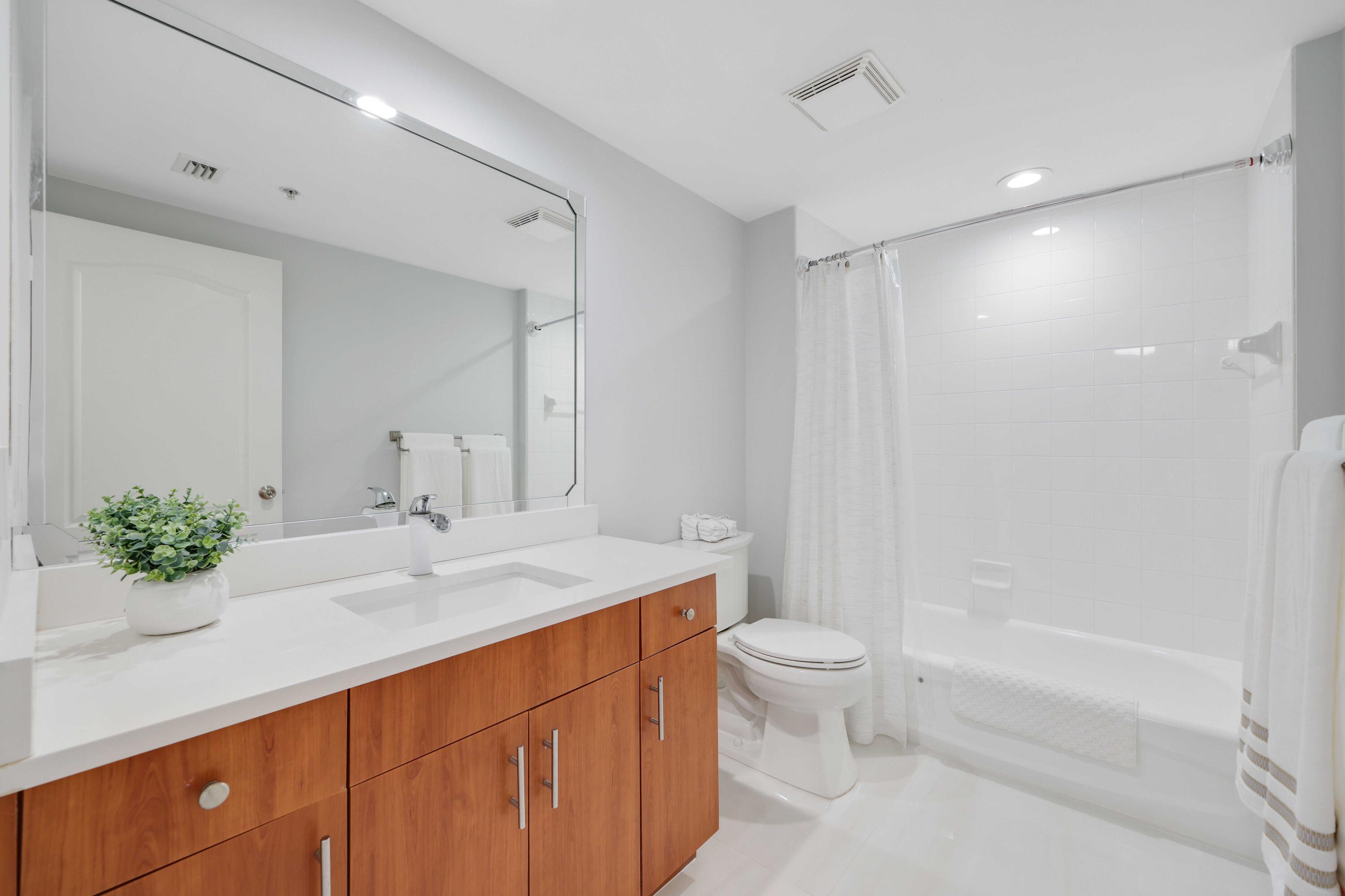 WAVERLY AT LAS OLAS CONDO - Residential