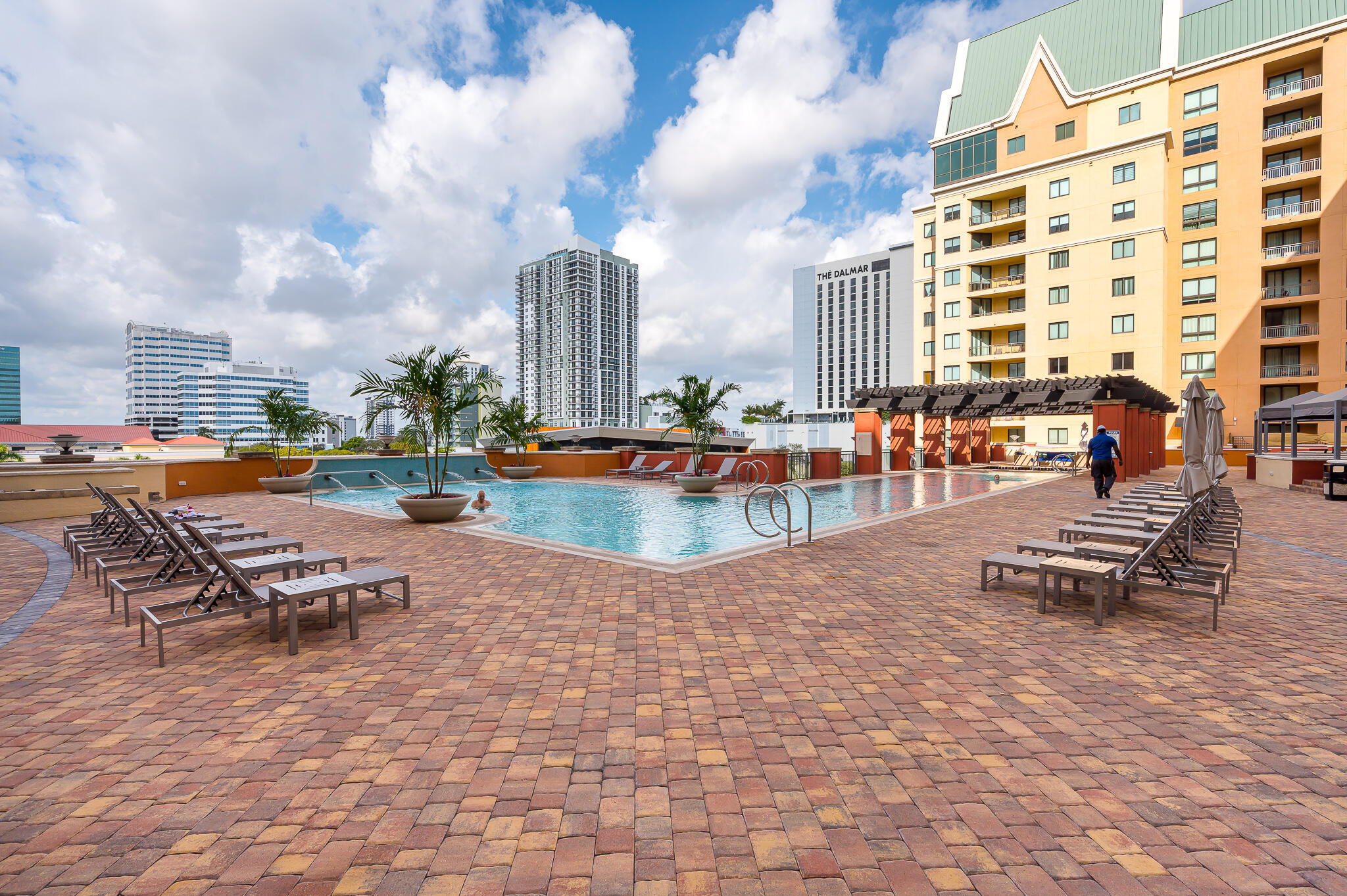 WAVERLY AT LAS OLAS CONDO - Residential