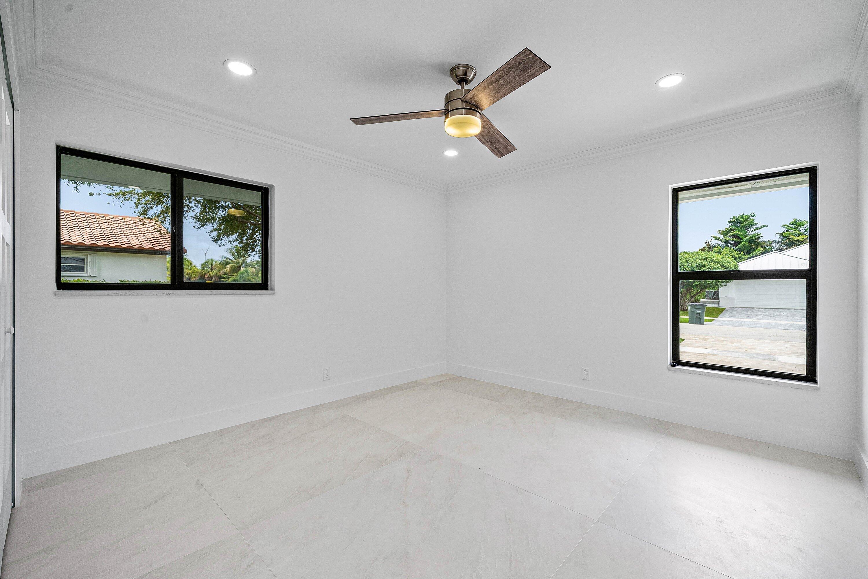 HILLSBORO PARK - Residential
