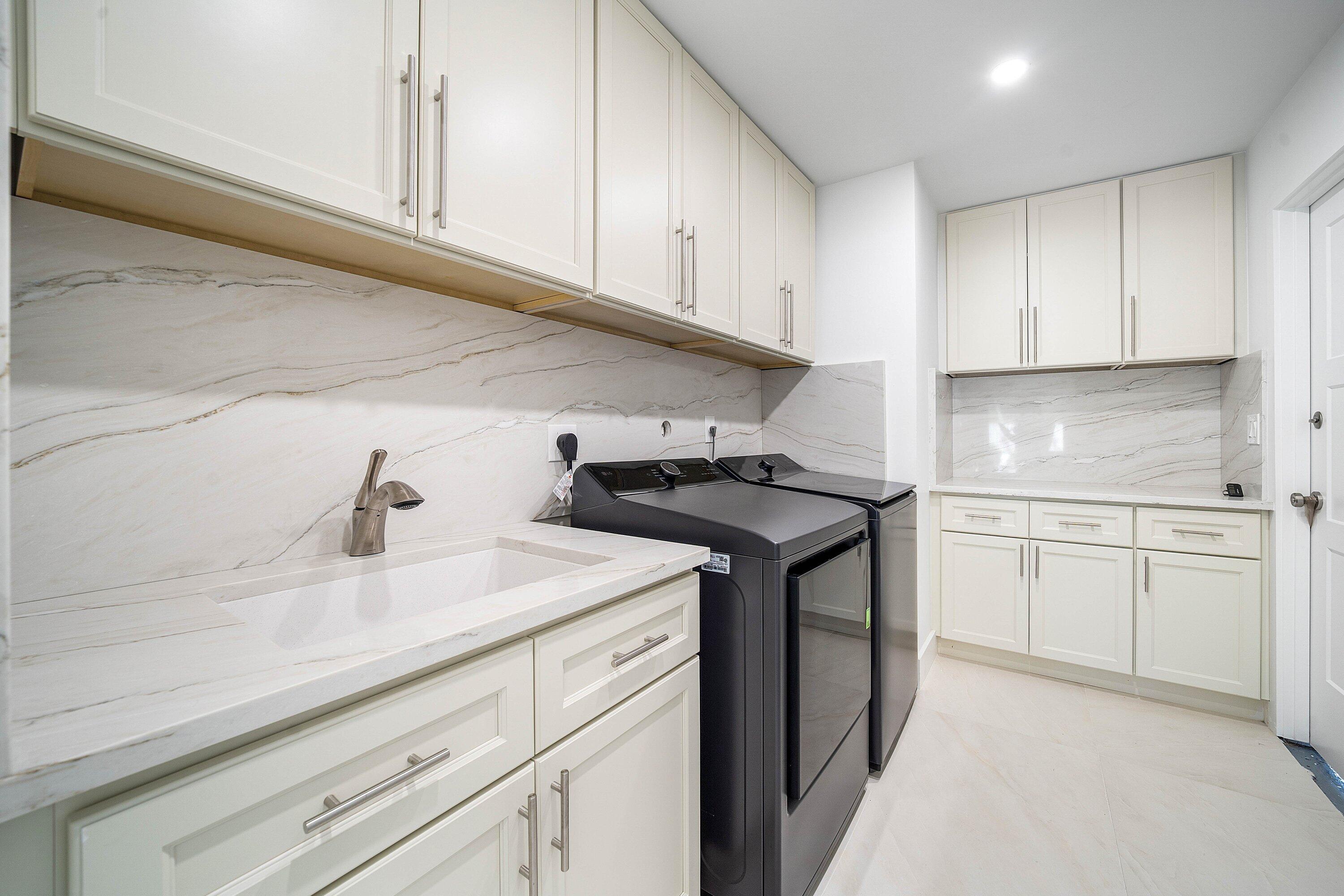 HILLSBORO PARK - Residential