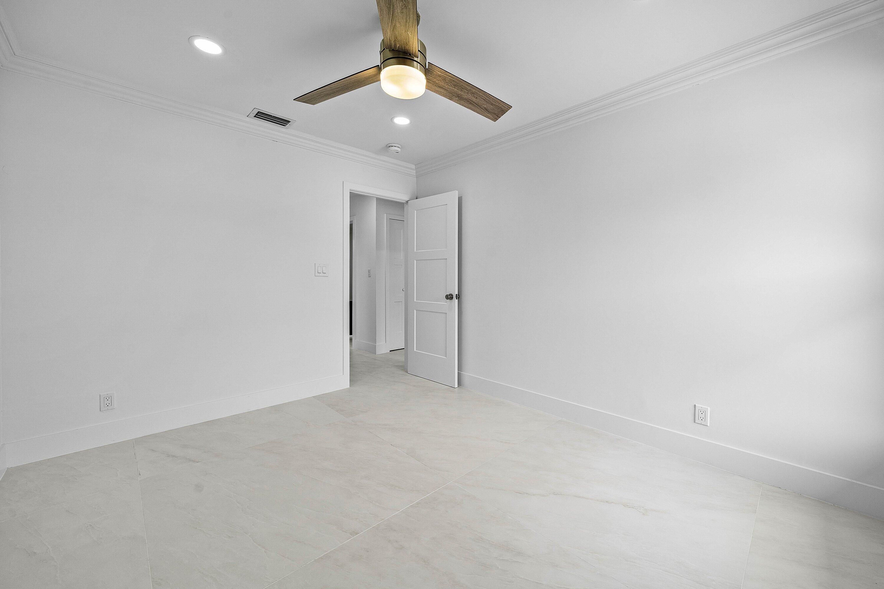 HILLSBORO PARK - Residential
