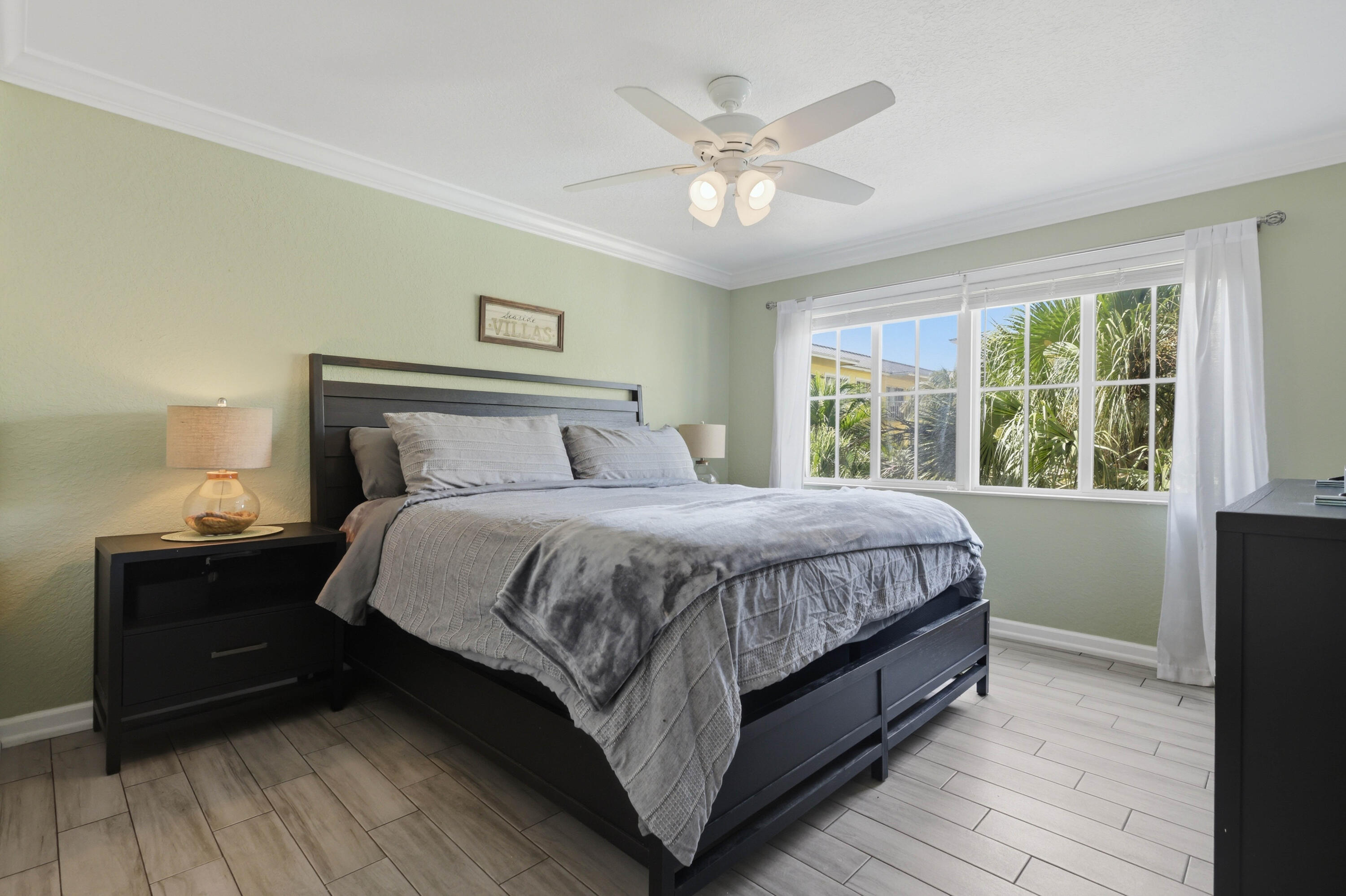 PINE CREST VILLAGE I AT VICTORIA PARK CONDO - Residential