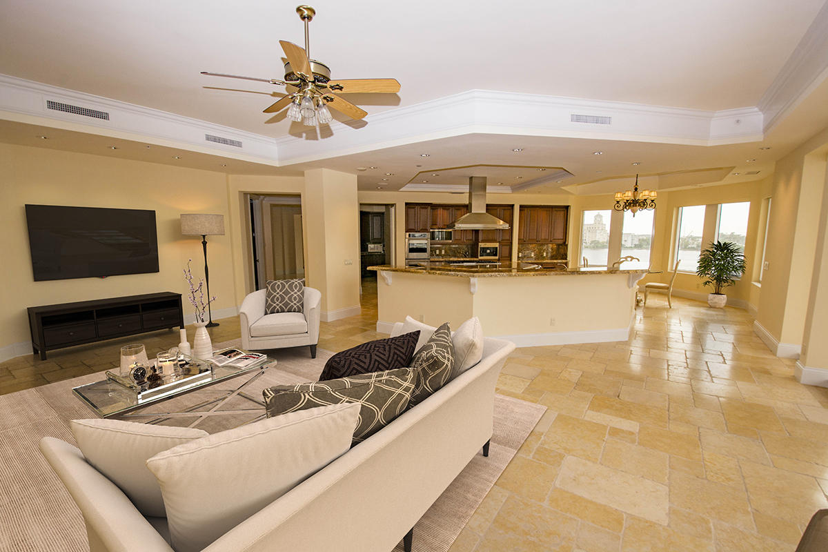 ONE WATERMARK PLACE OF THE PALM BEACHES - Residential