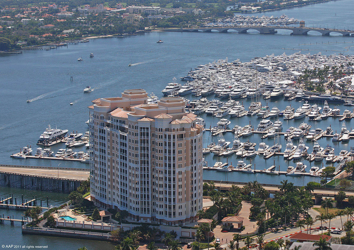 ONE WATERMARK PLACE OF THE PALM BEACHES - Residential
