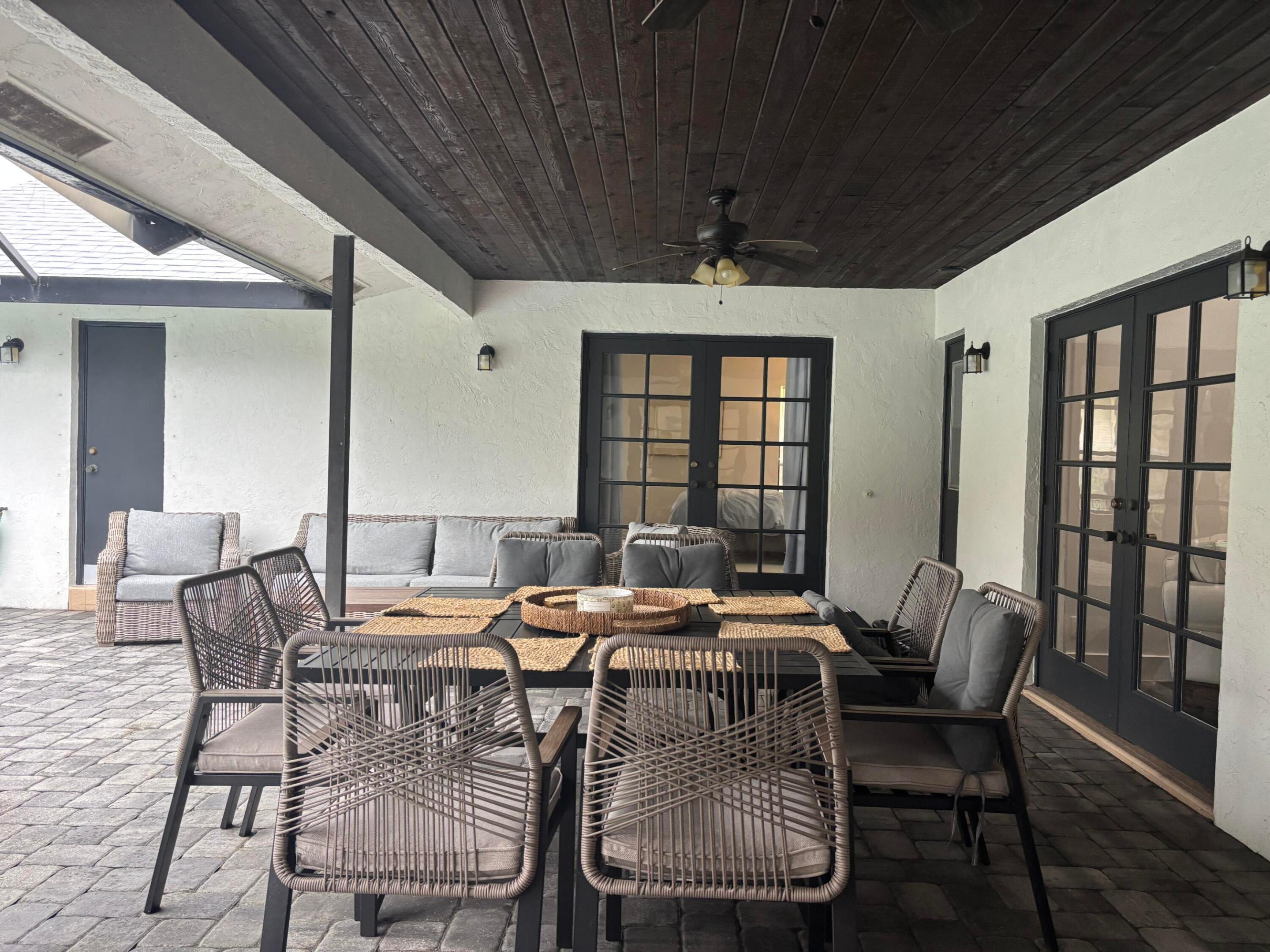 PINEWOOD MANOR OF WELLINGTON - Residential Lease
