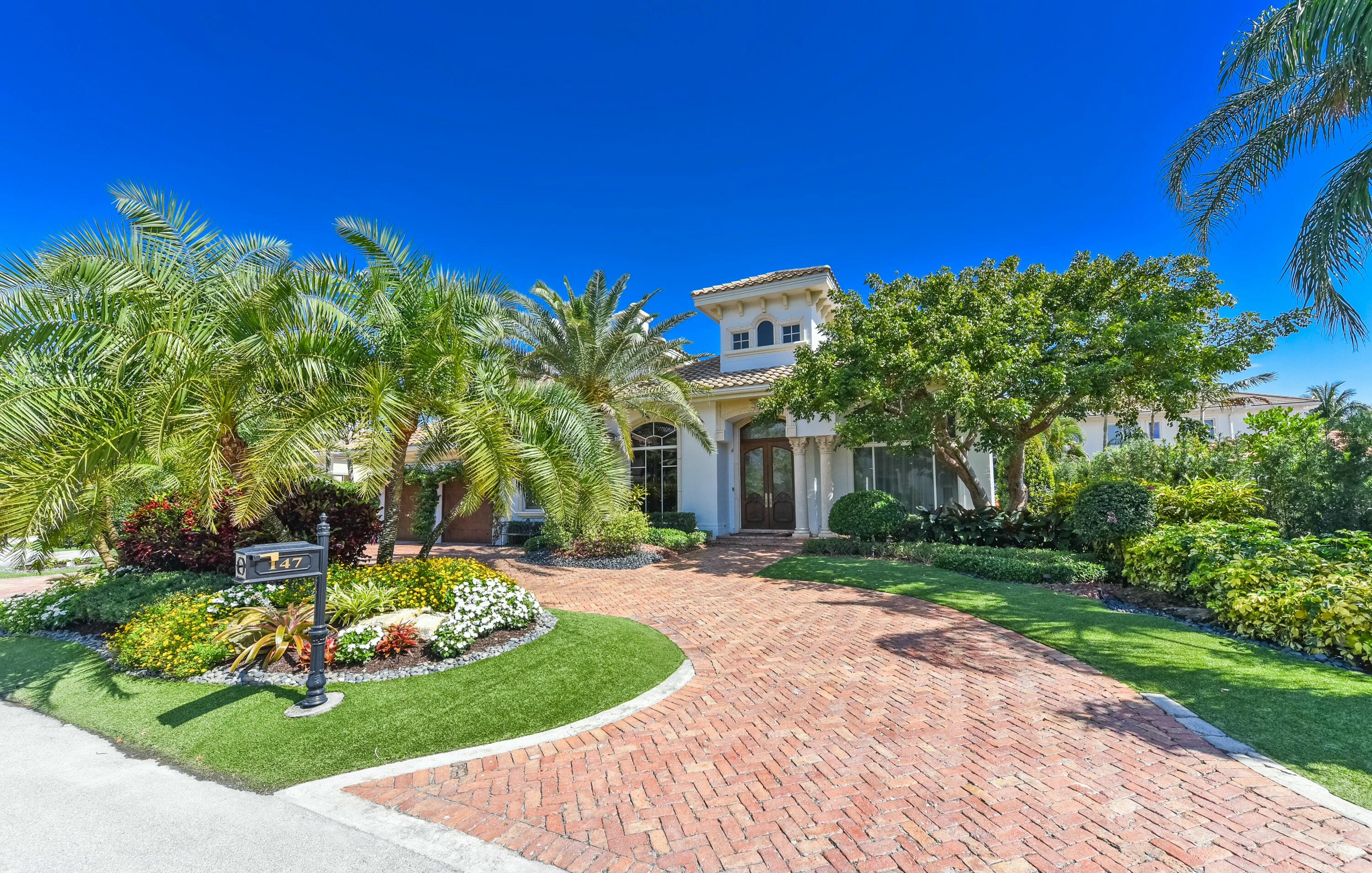 New Royal Palm golf course home listing. Situated on a cul de sac facing the golf course & the lake. This professionally decorated home features 4 bedrooms, 4.5 bathrooms, office with almost 4000 sq. ft of living space. Brand new Porcelain tile flooring thru out. Spacious primary bathroom featuring dual sinks, luxurious double shower, separate soaking tub & two walk in closets. The living room boast dramatic vaulted ceilings, a striking vapor fireplace & abundant space for entertaining. The brand new kitchen features elite appliances & a charming breakfast alcove, opening into the family room with a custom entertainment center. The outdoor space offers a vibrant , multi-color light display illuminating the pool & spa, an expansive patio and fabulous entertaining area.