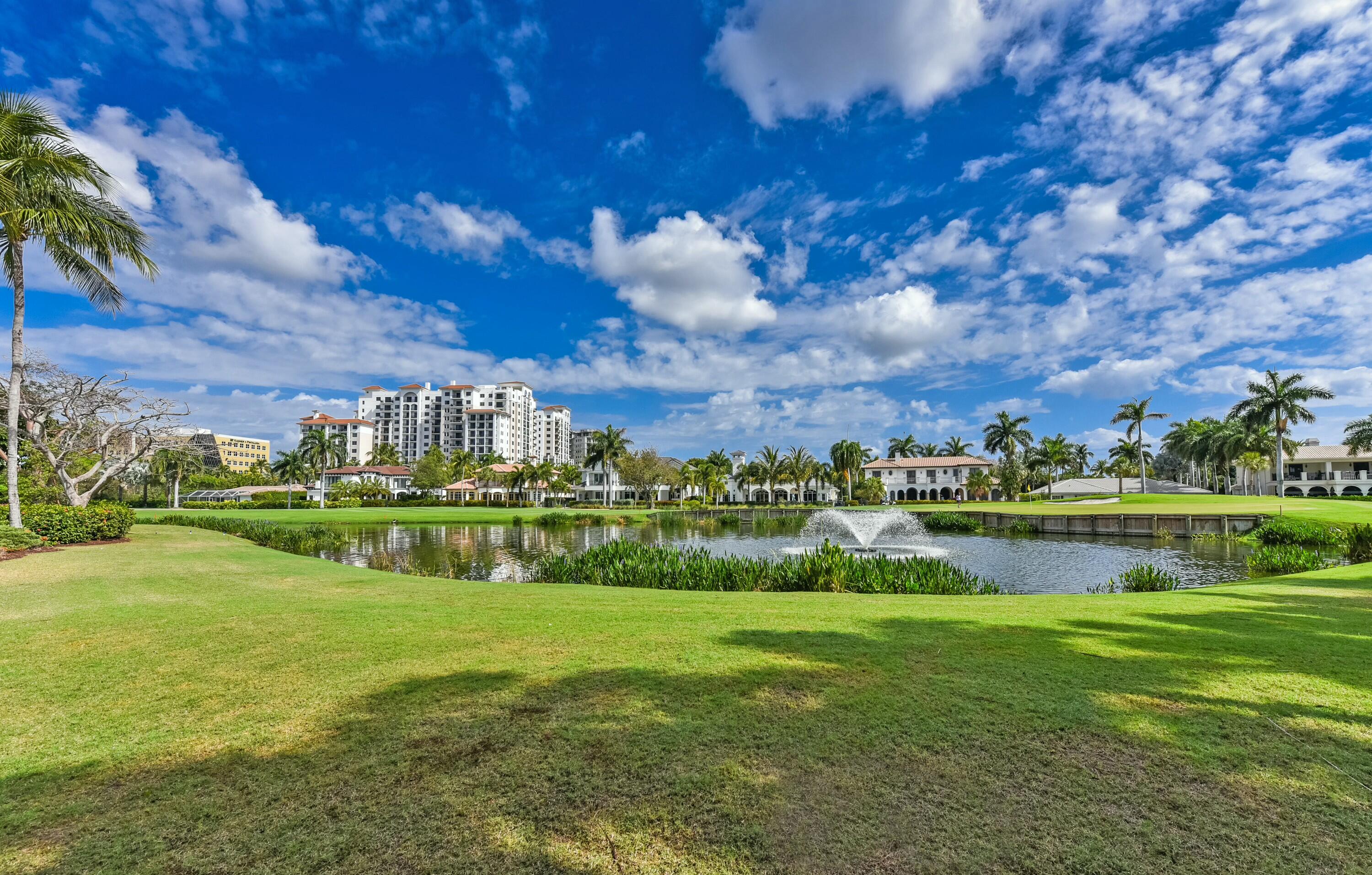 ROYAL PALM YACHT & COUNTRY CLUB - Residential