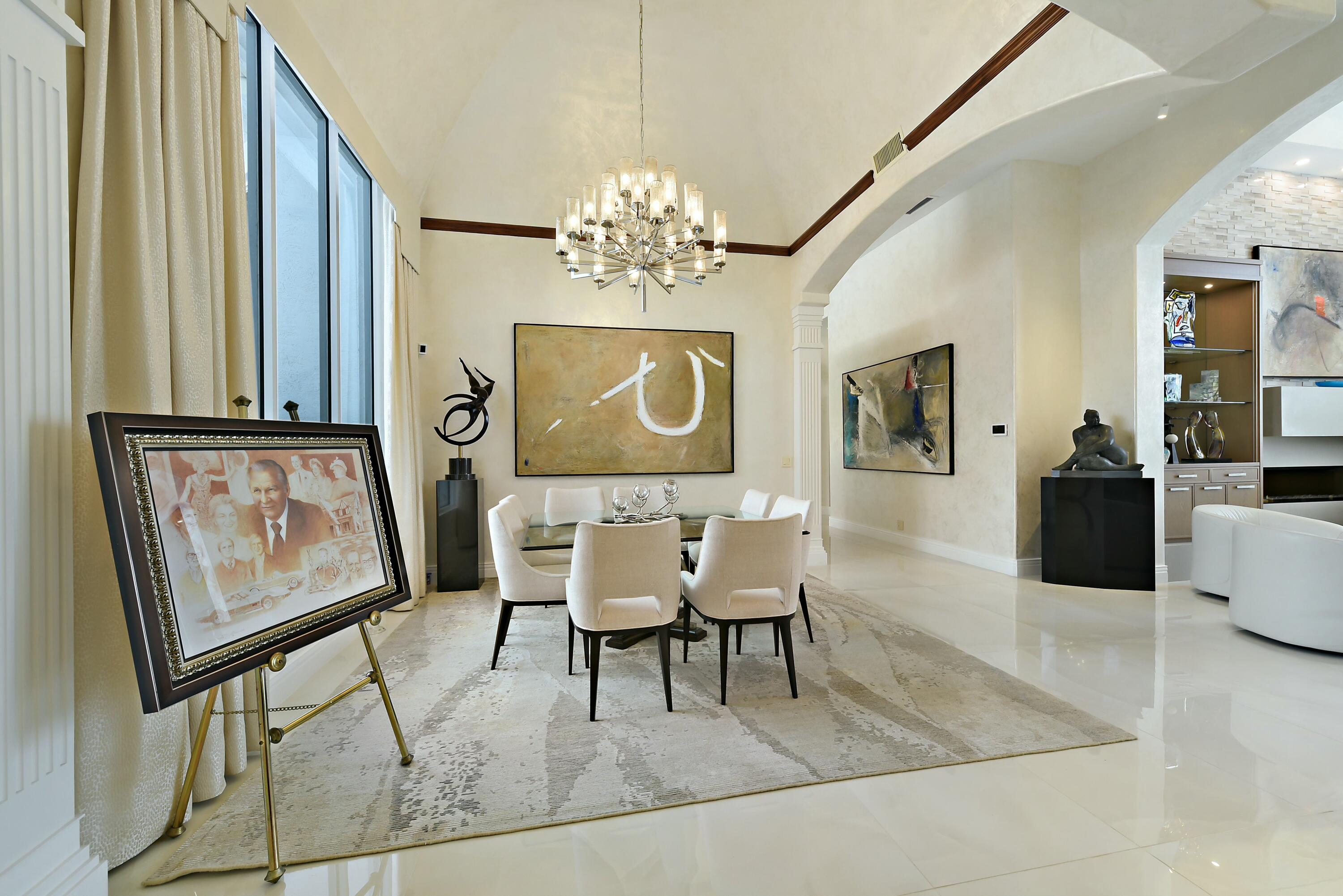 ROYAL PALM YACHT & COUNTRY CLUB - Residential