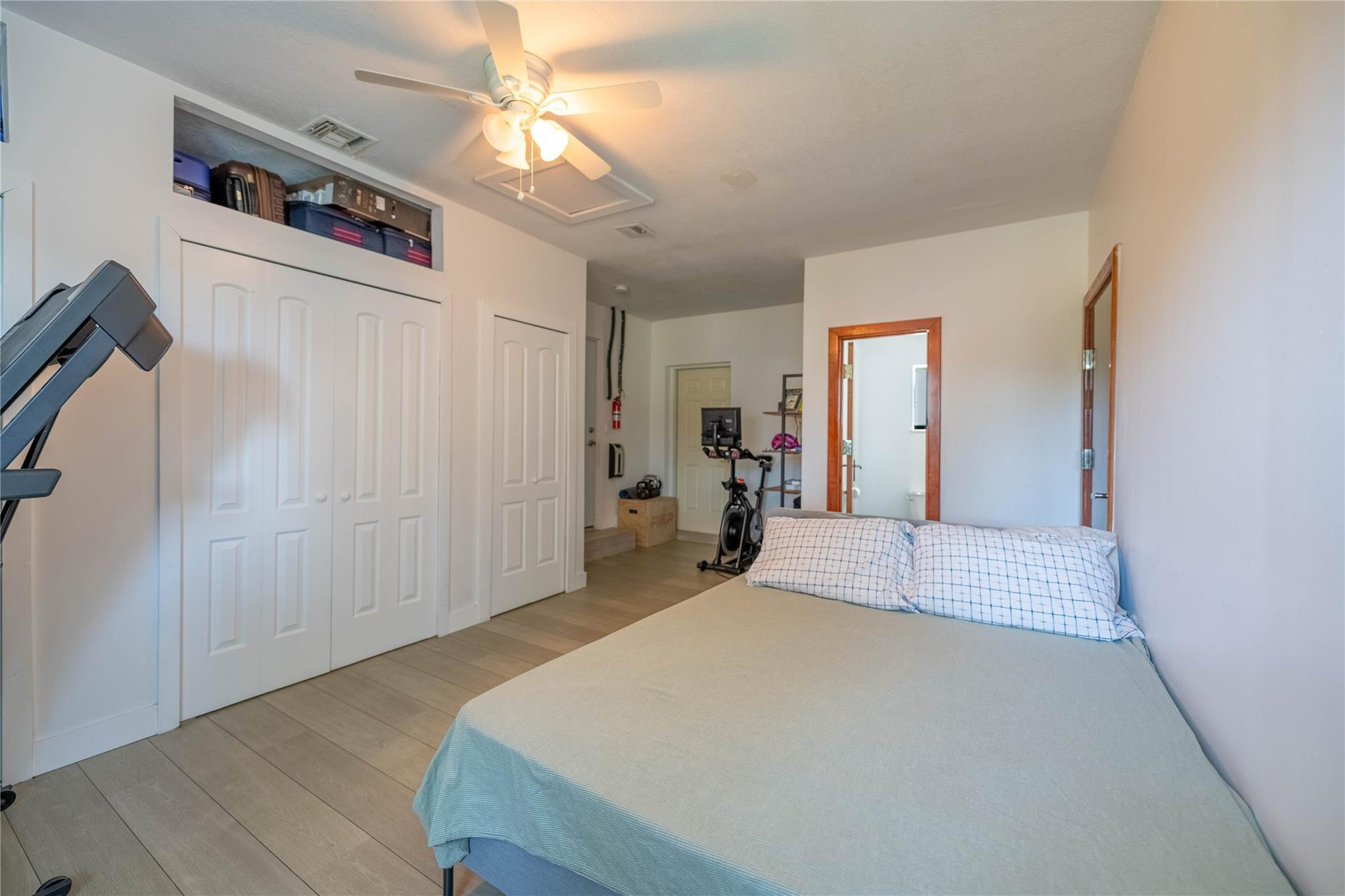 Cal Neg Homes - Residential