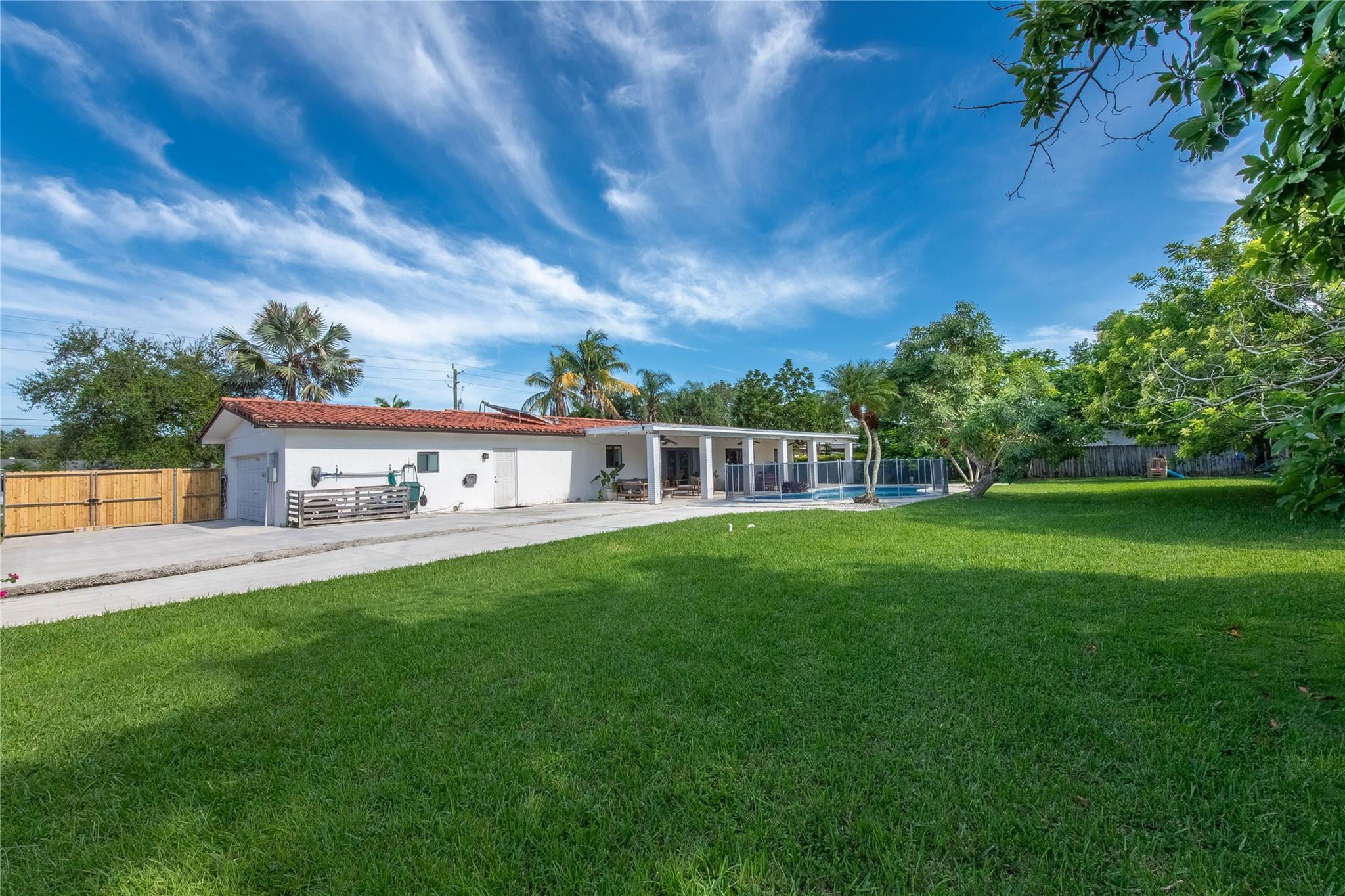 Cal Neg Homes - Residential