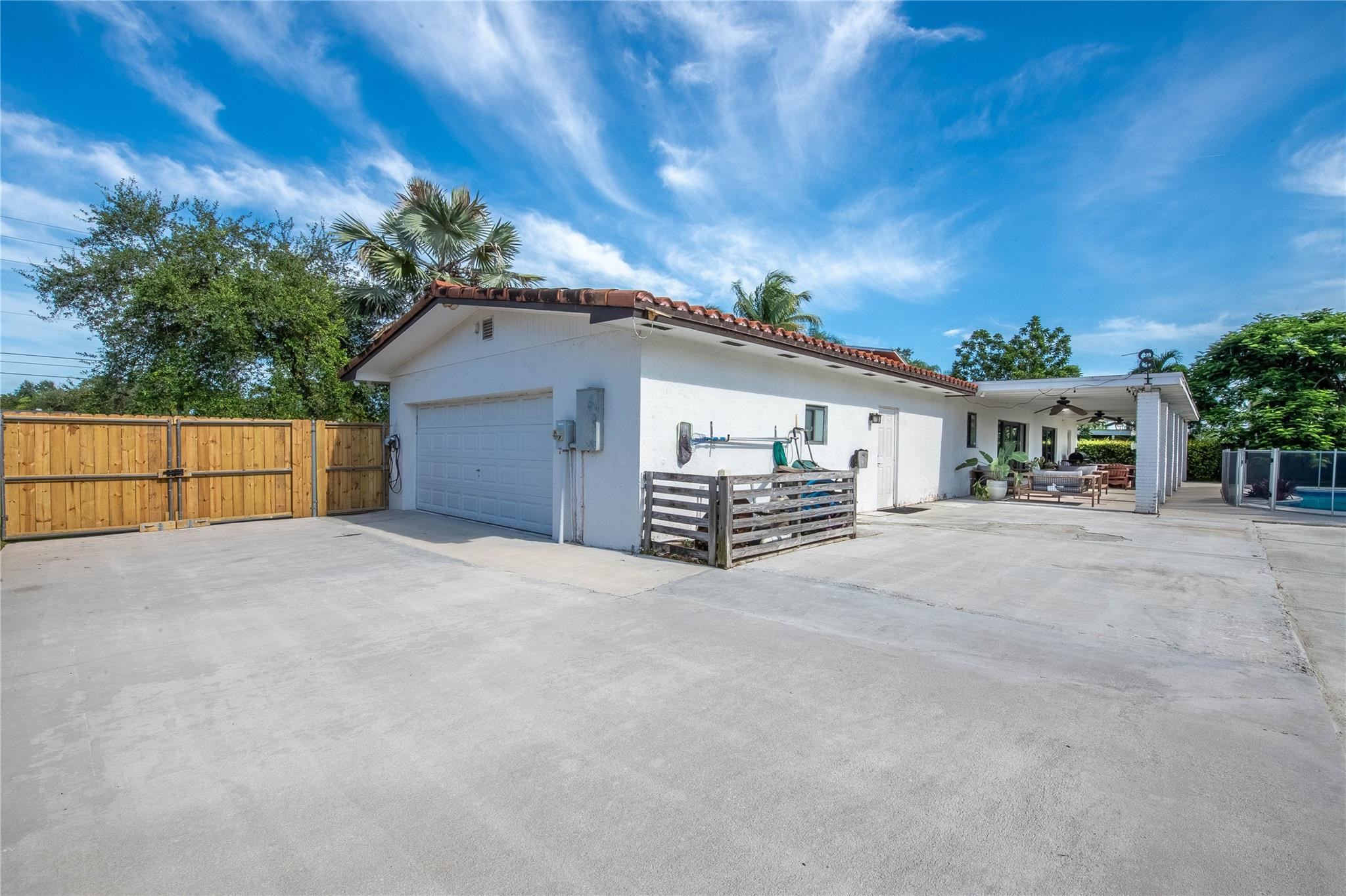 Cal Neg Homes - Residential