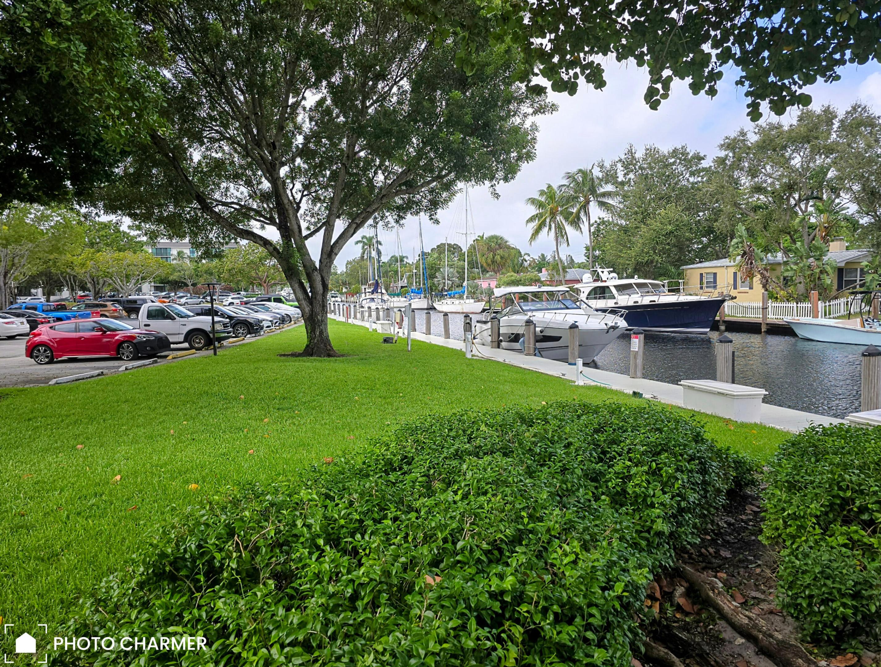 RIVER REACH CONDOMINIUM I - Residential