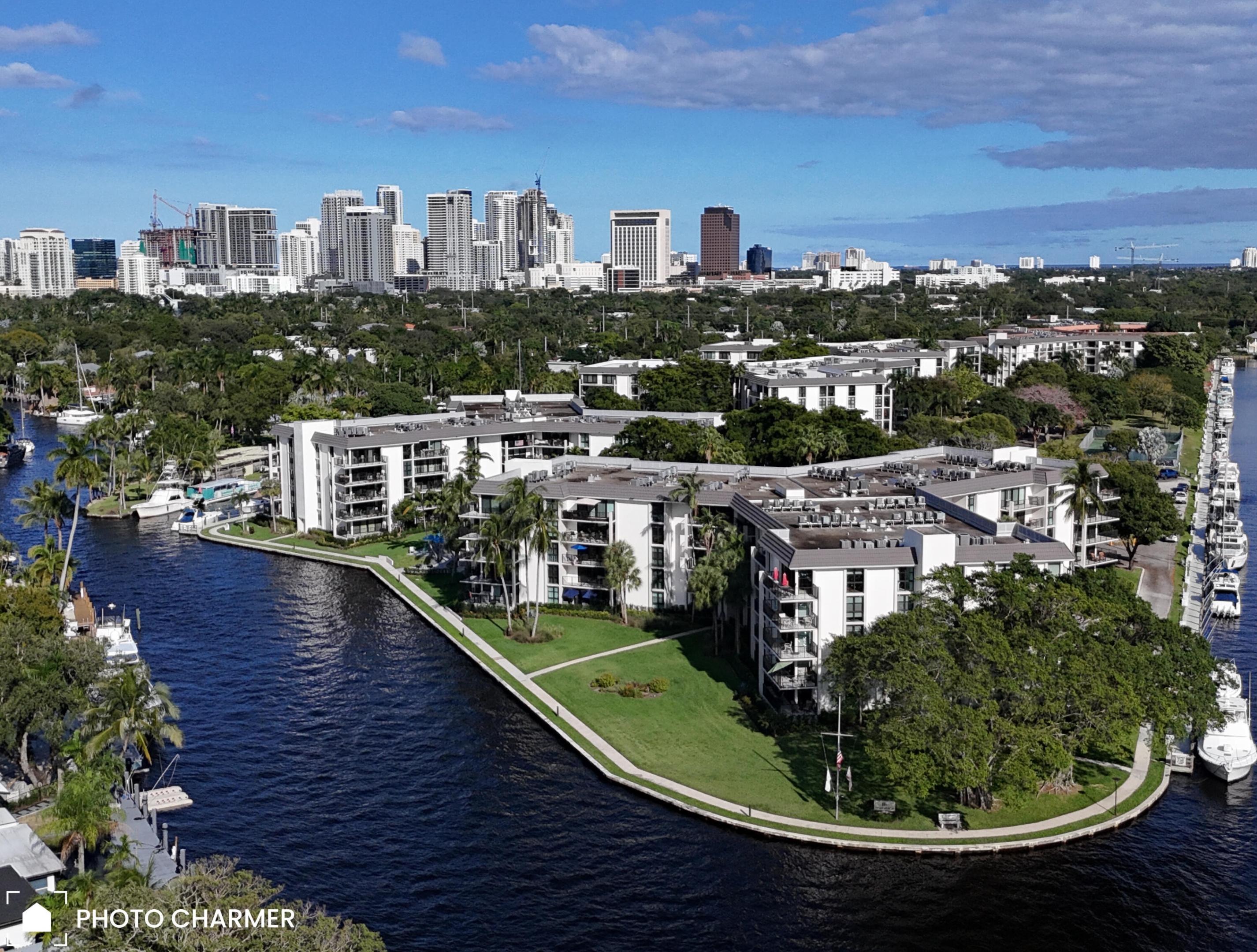 RIVER REACH CONDOMINIUM I - Residential