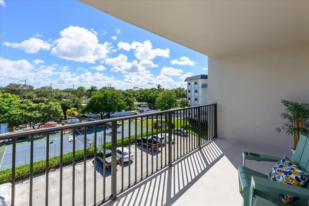 RIVER REACH CONDOMINIUM I - Residential