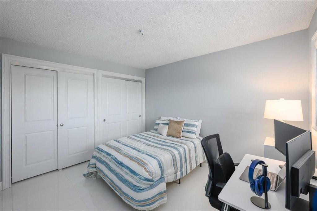 RIVER REACH CONDOMINIUM I - Residential