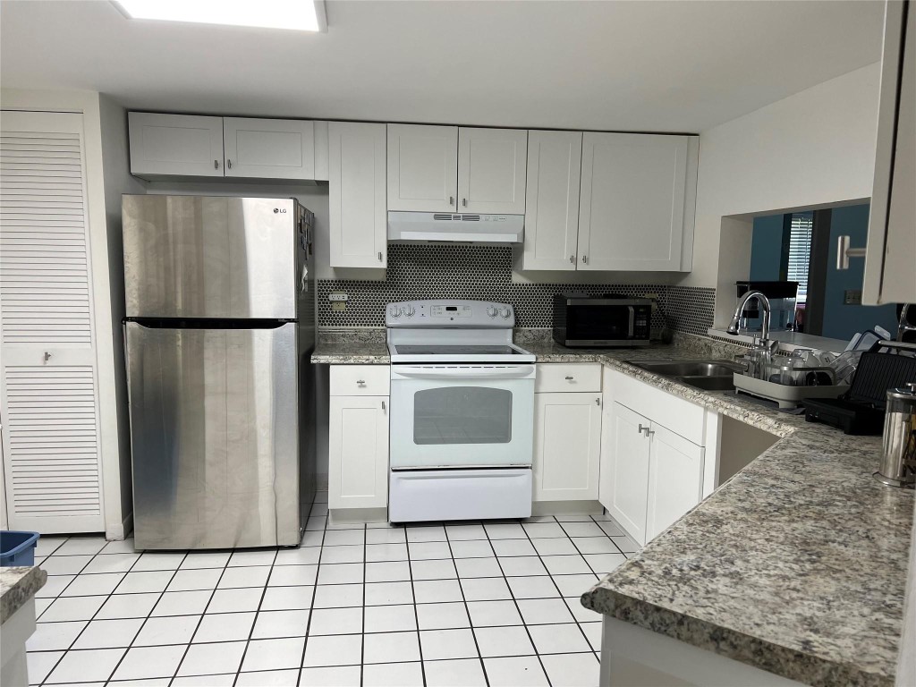 CITATION WAY - Residential