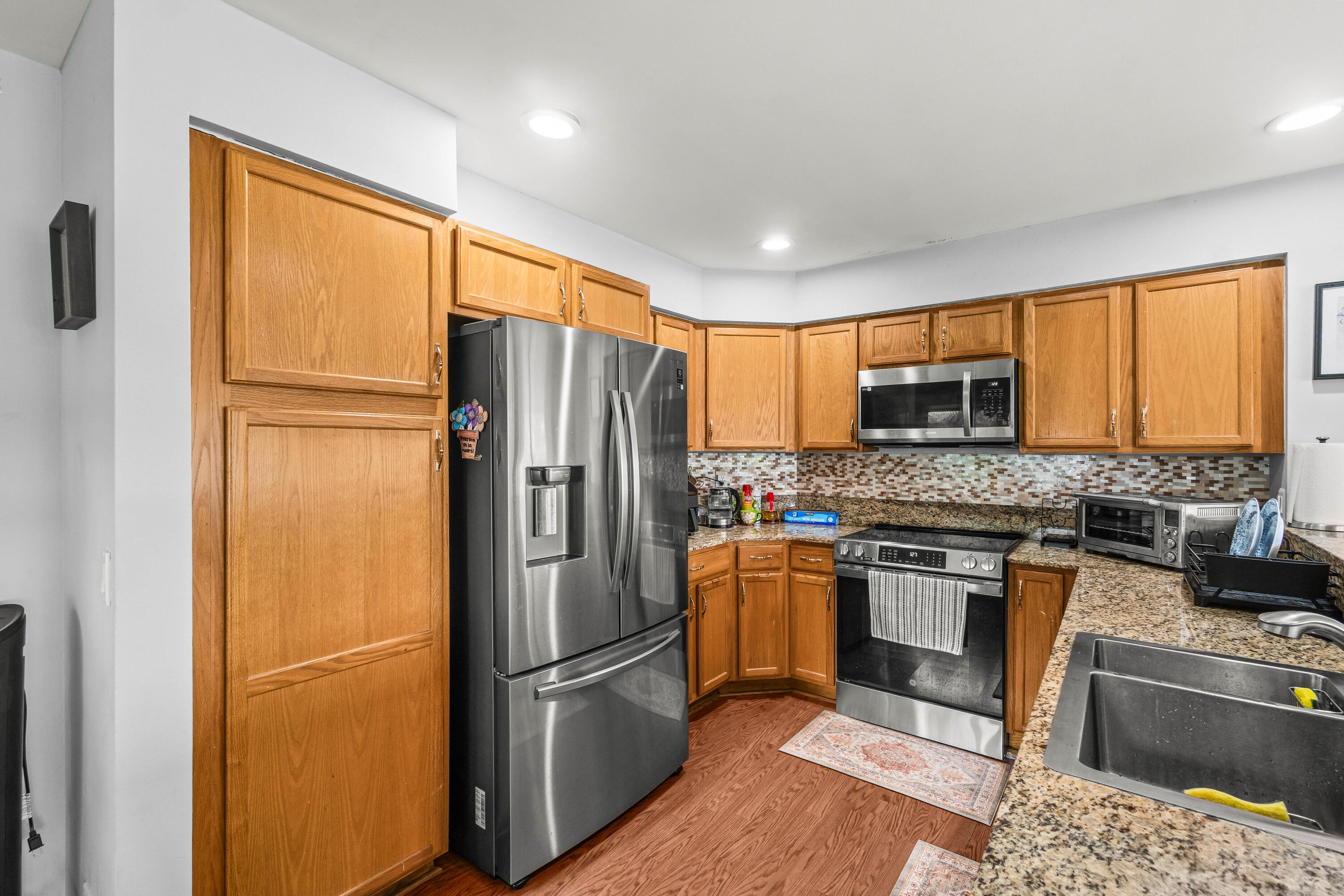 CEDAR CAY - Residential Lease