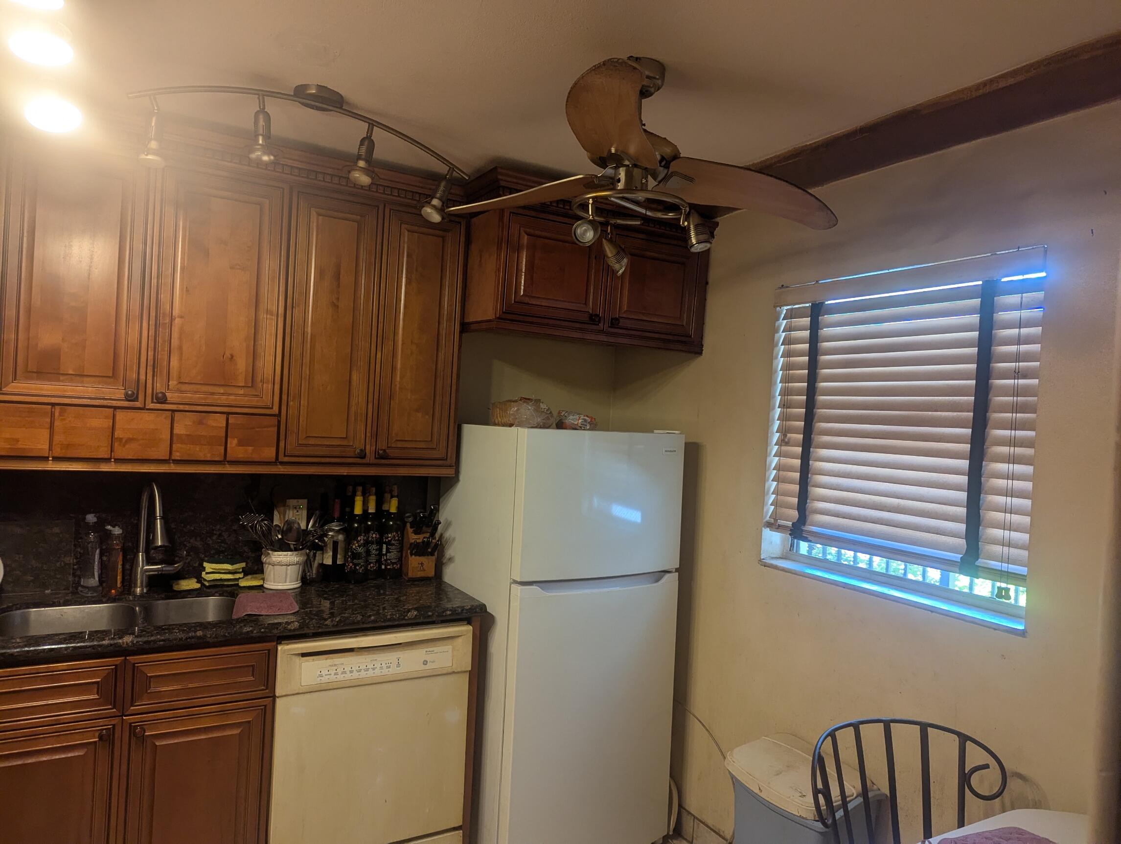 HOLIDAY SPRINGS VILLAGE 2 CONDO - Residential