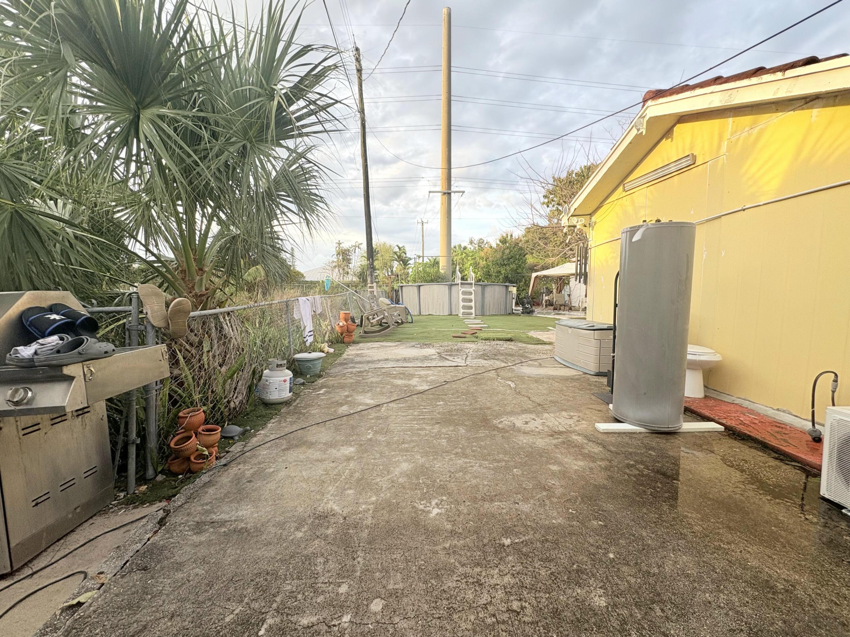 PALM ACRES ESTATES ADD 2 - Residential