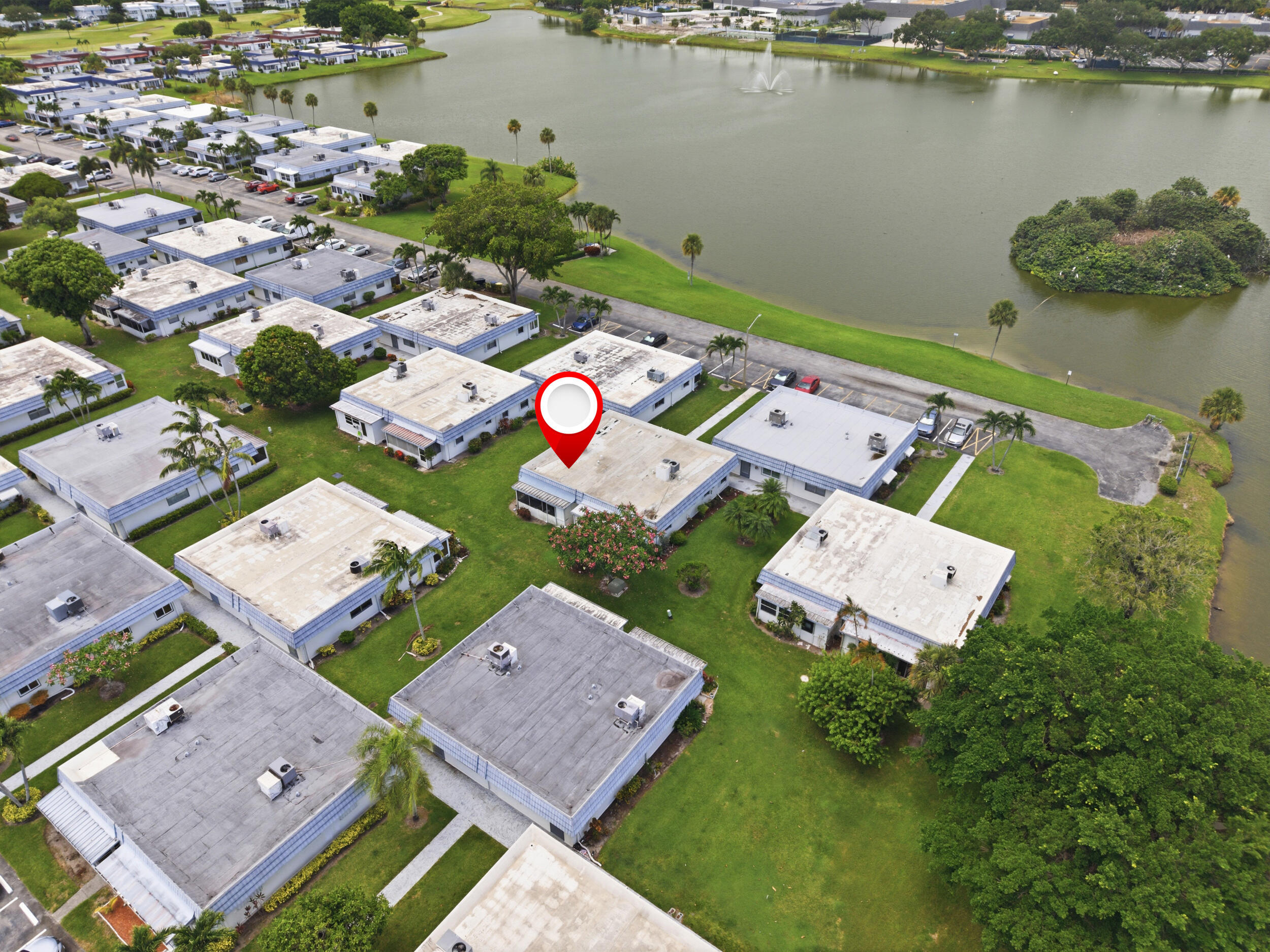 KINGS POINT WATERFORD CONDOS - Residential