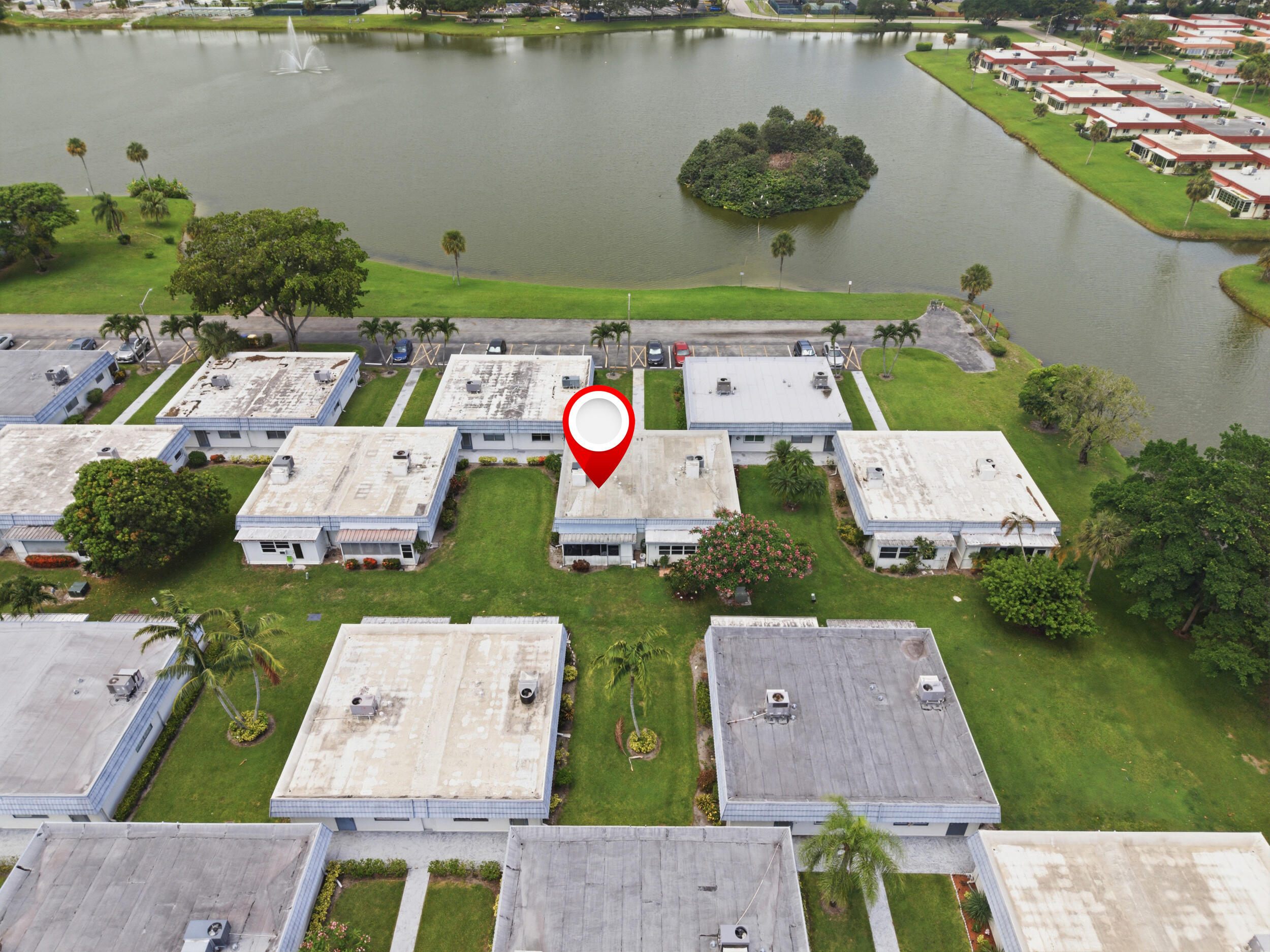KINGS POINT WATERFORD CONDOS - Residential