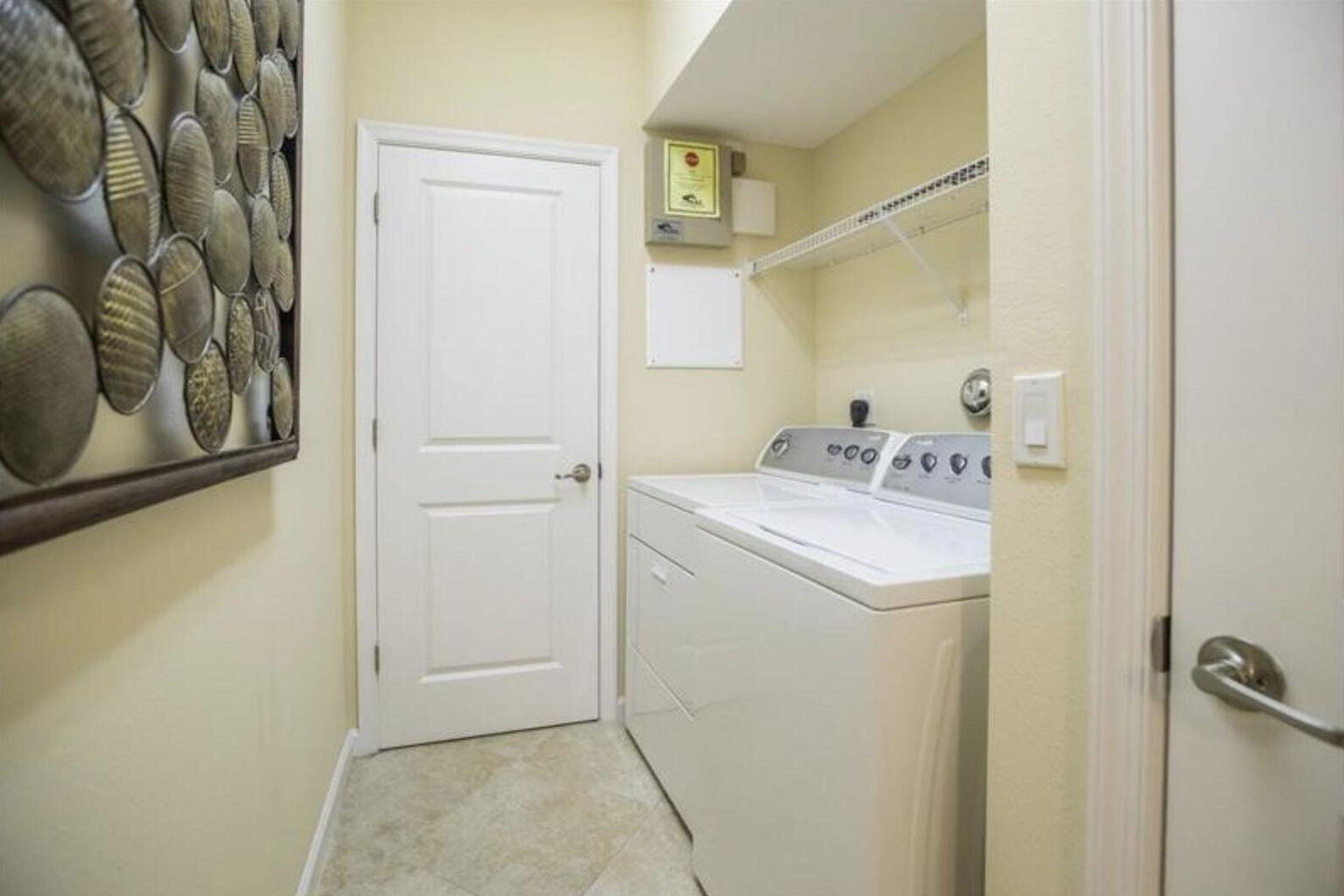 BLUE LAKE TOWNHOMES - Residential Lease