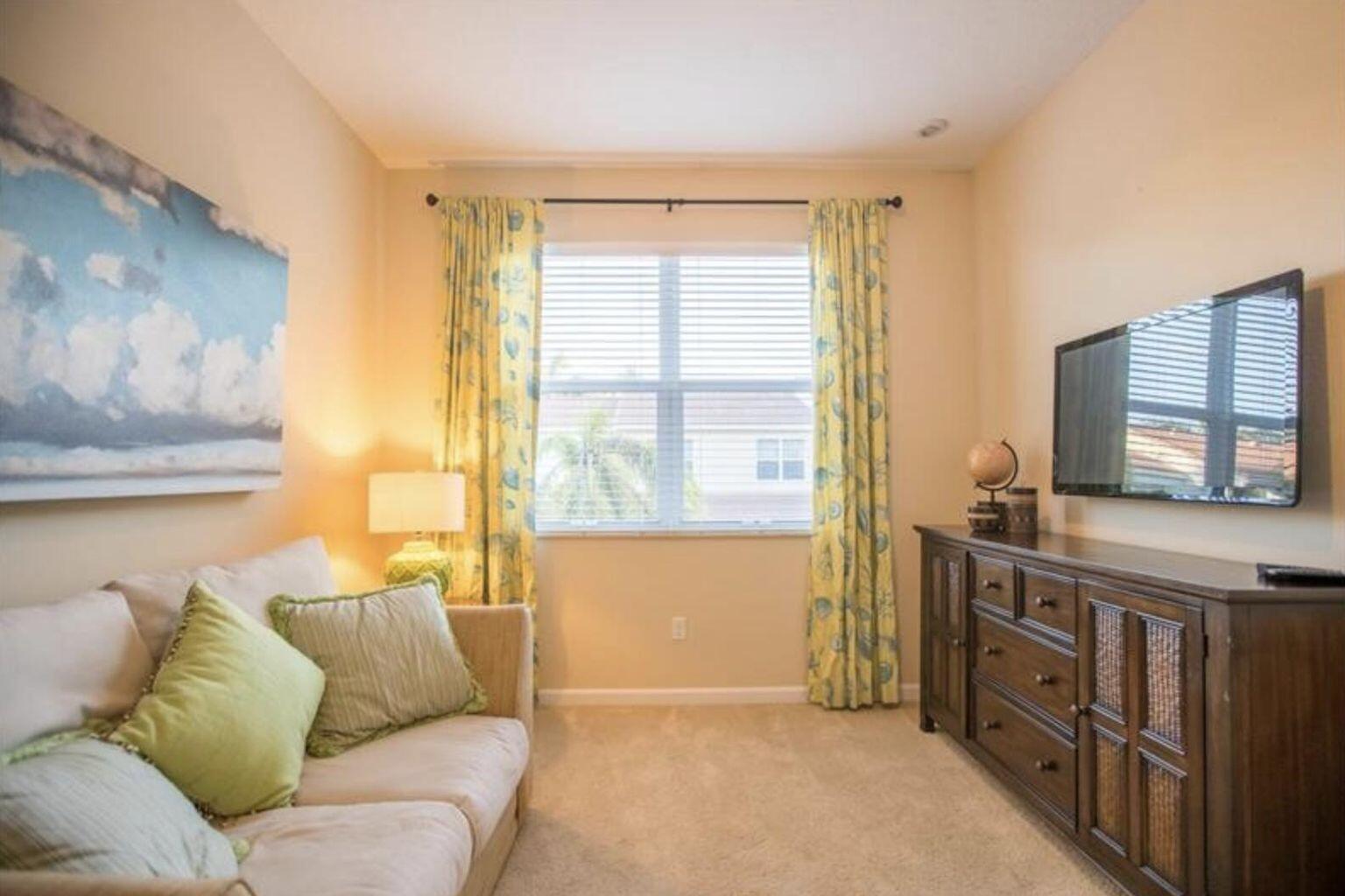 BLUE LAKE TOWNHOMES - Residential Lease