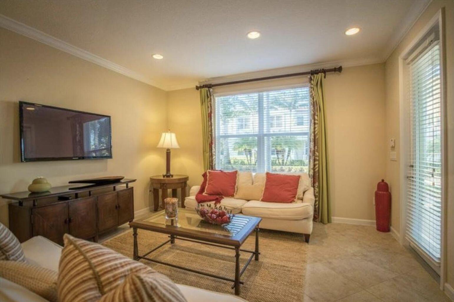 BLUE LAKE TOWNHOMES - Residential Lease