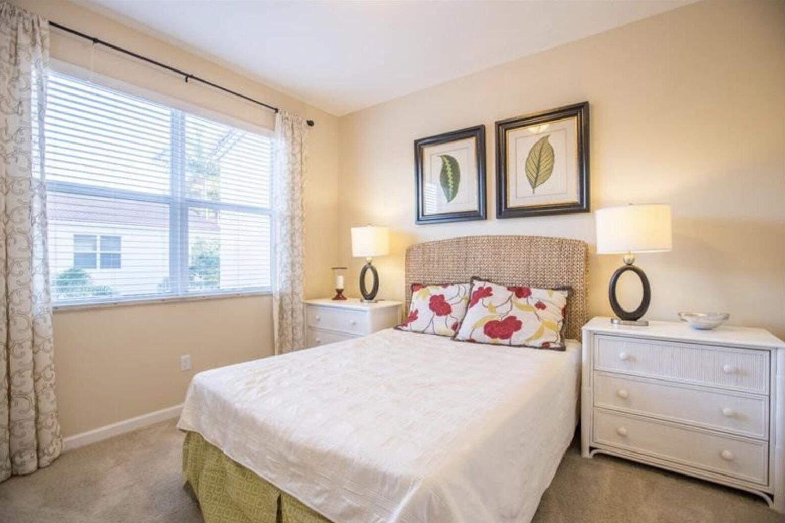 BLUE LAKE TOWNHOMES - Residential Lease