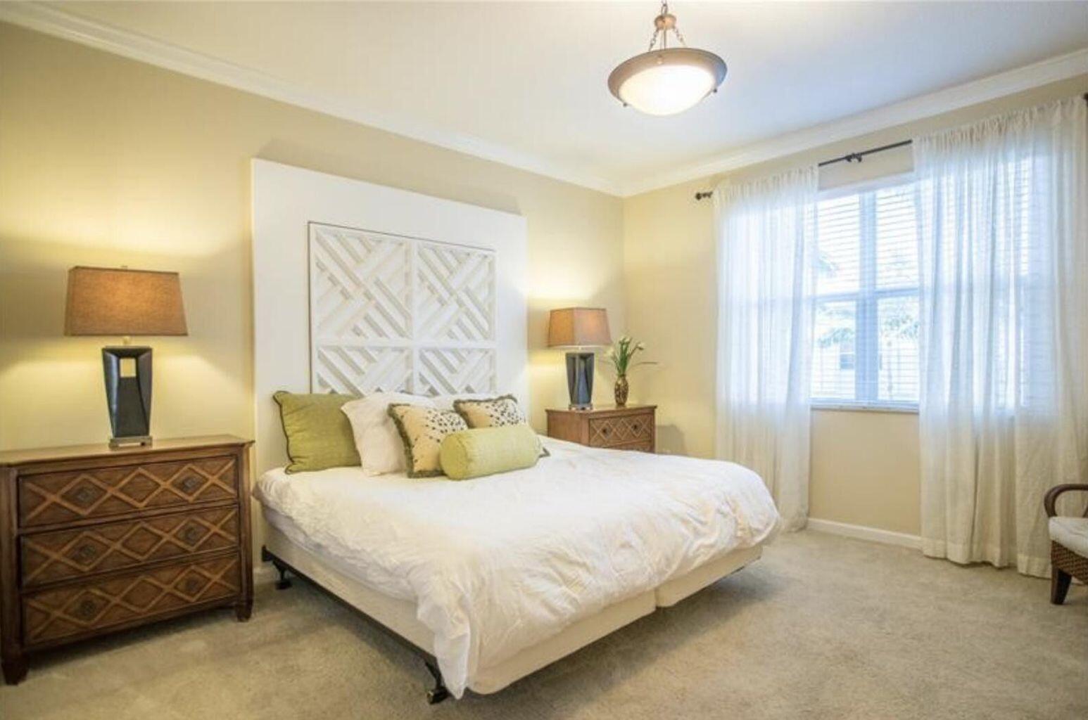 BLUE LAKE TOWNHOMES - Residential Lease