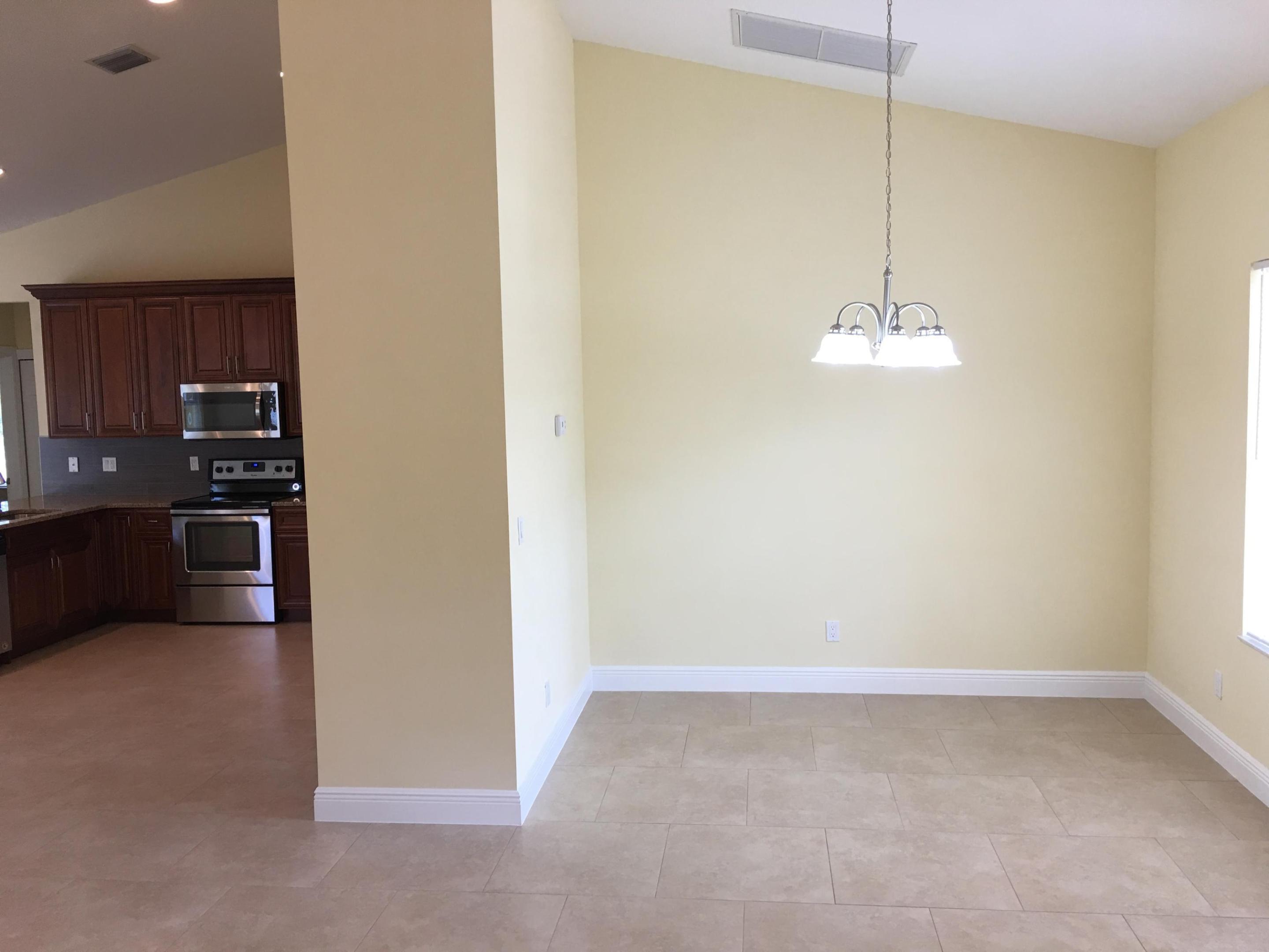 PORT ST LUCIE SECTION 46 1ST REPLAT - Residential Lease