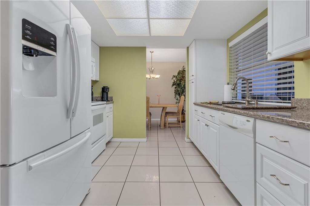 Paradise Gardens Sec 4 76 - Residential
