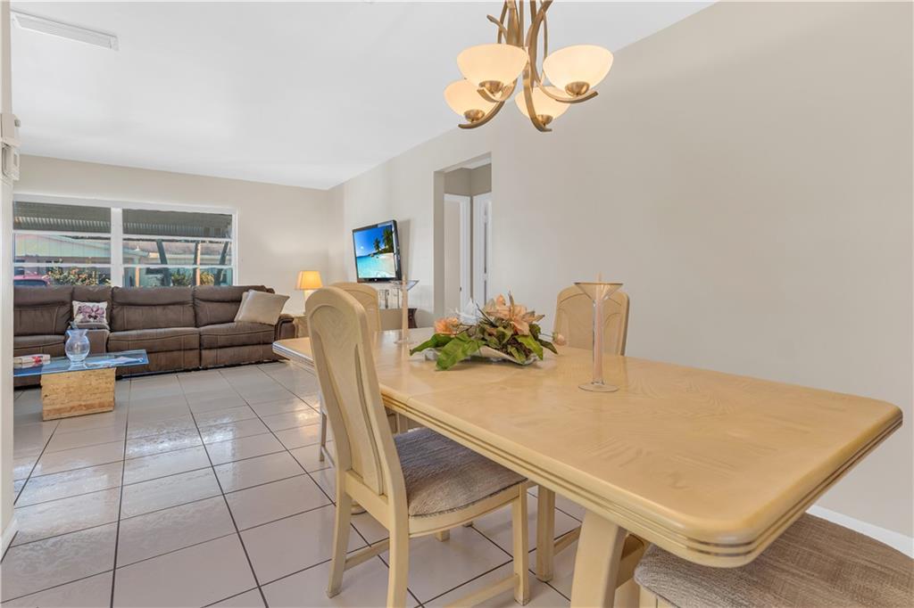 Paradise Gardens Sec 4 76 - Residential