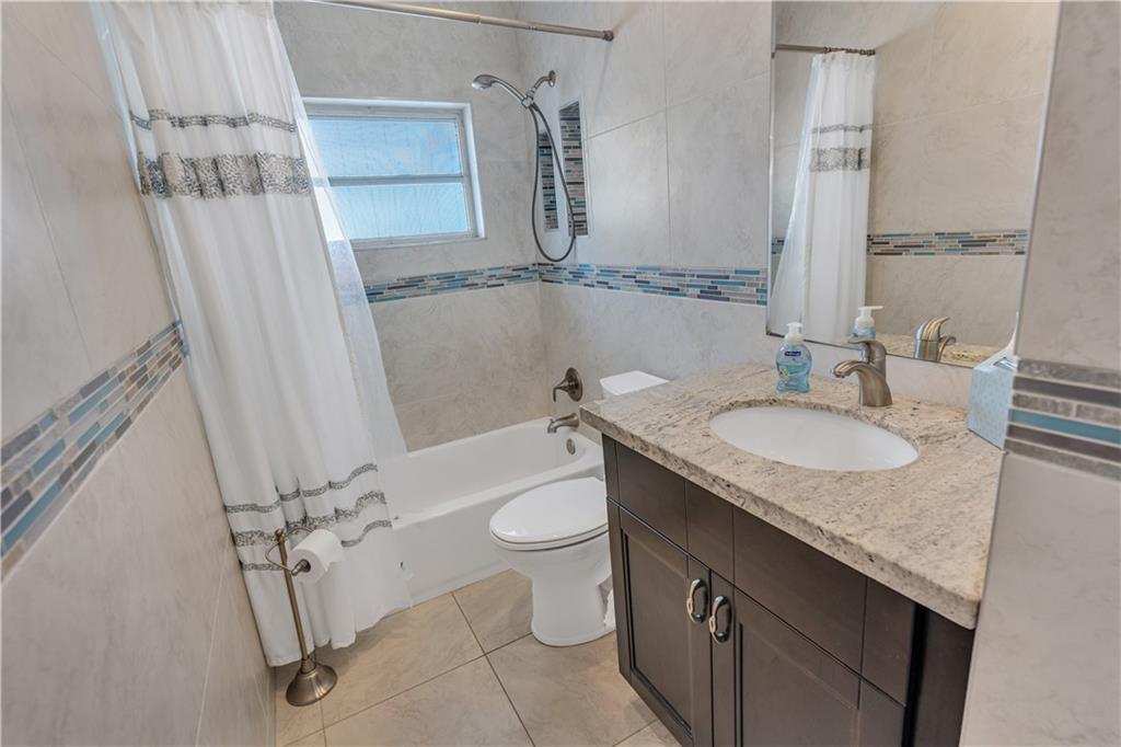 Paradise Gardens Sec 4 76 - Residential