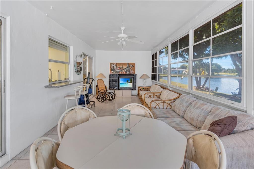 Paradise Gardens Sec 4 76 - Residential