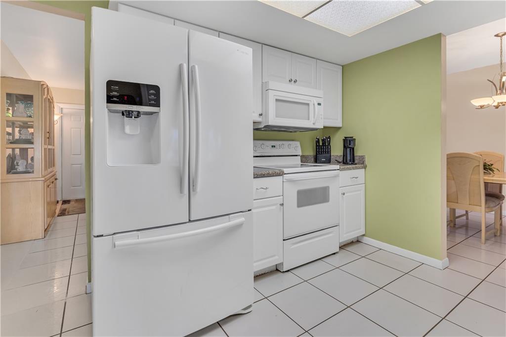 Paradise Gardens Sec 4 76 - Residential