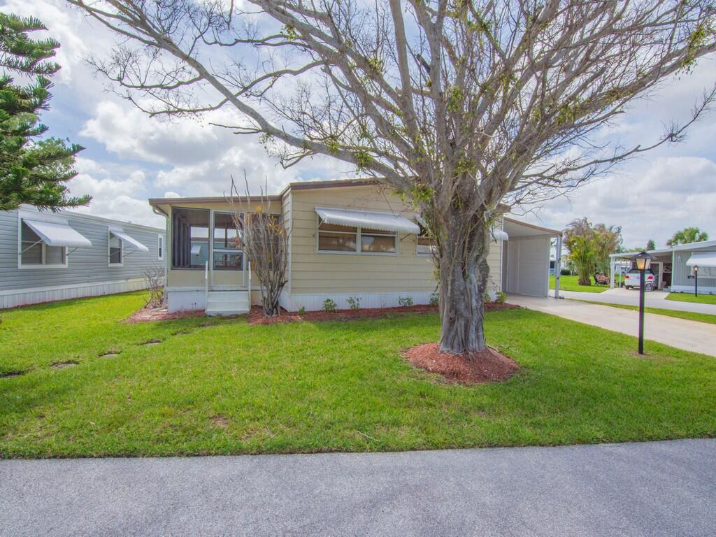 Pinelake Village - Residential