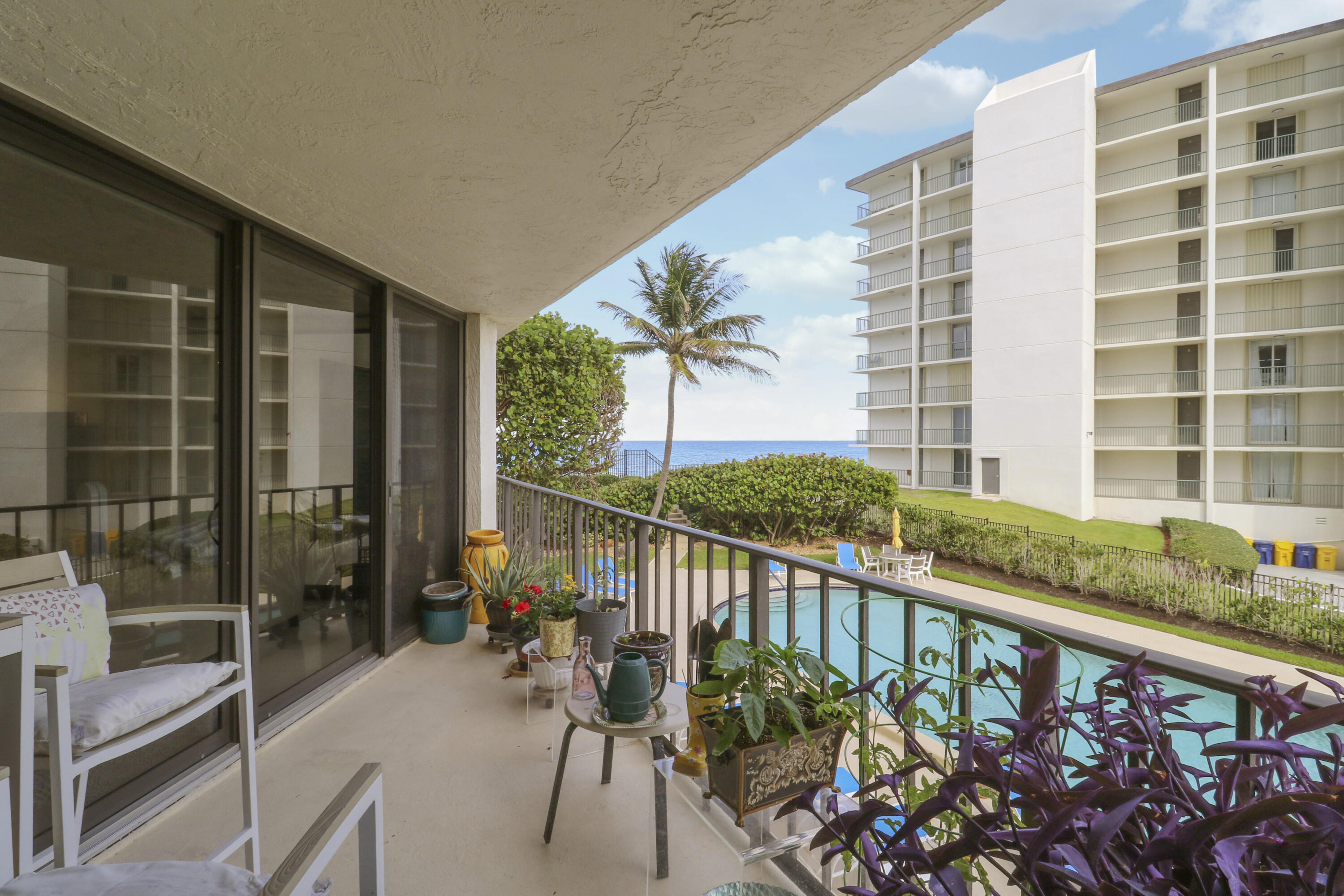 CONNEMARA CONDO - Residential