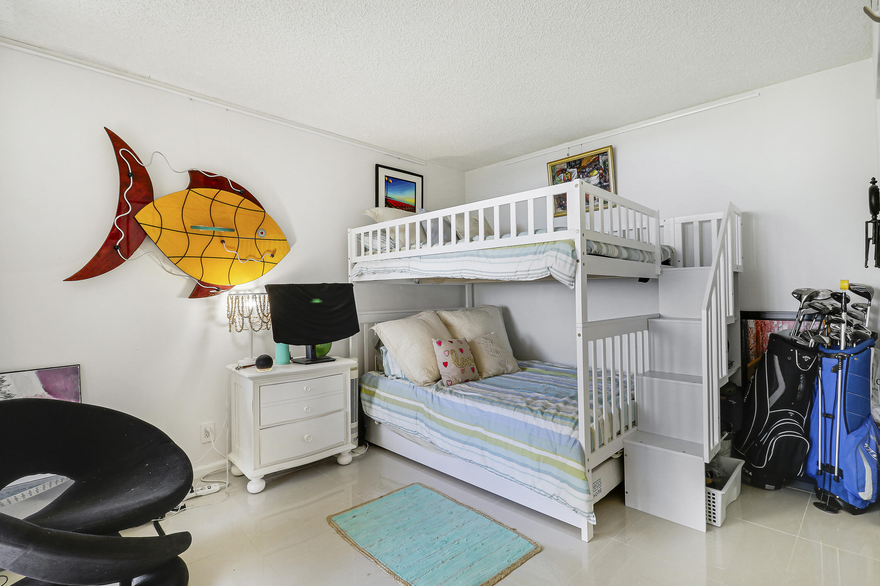 CONNEMARA CONDO - Residential