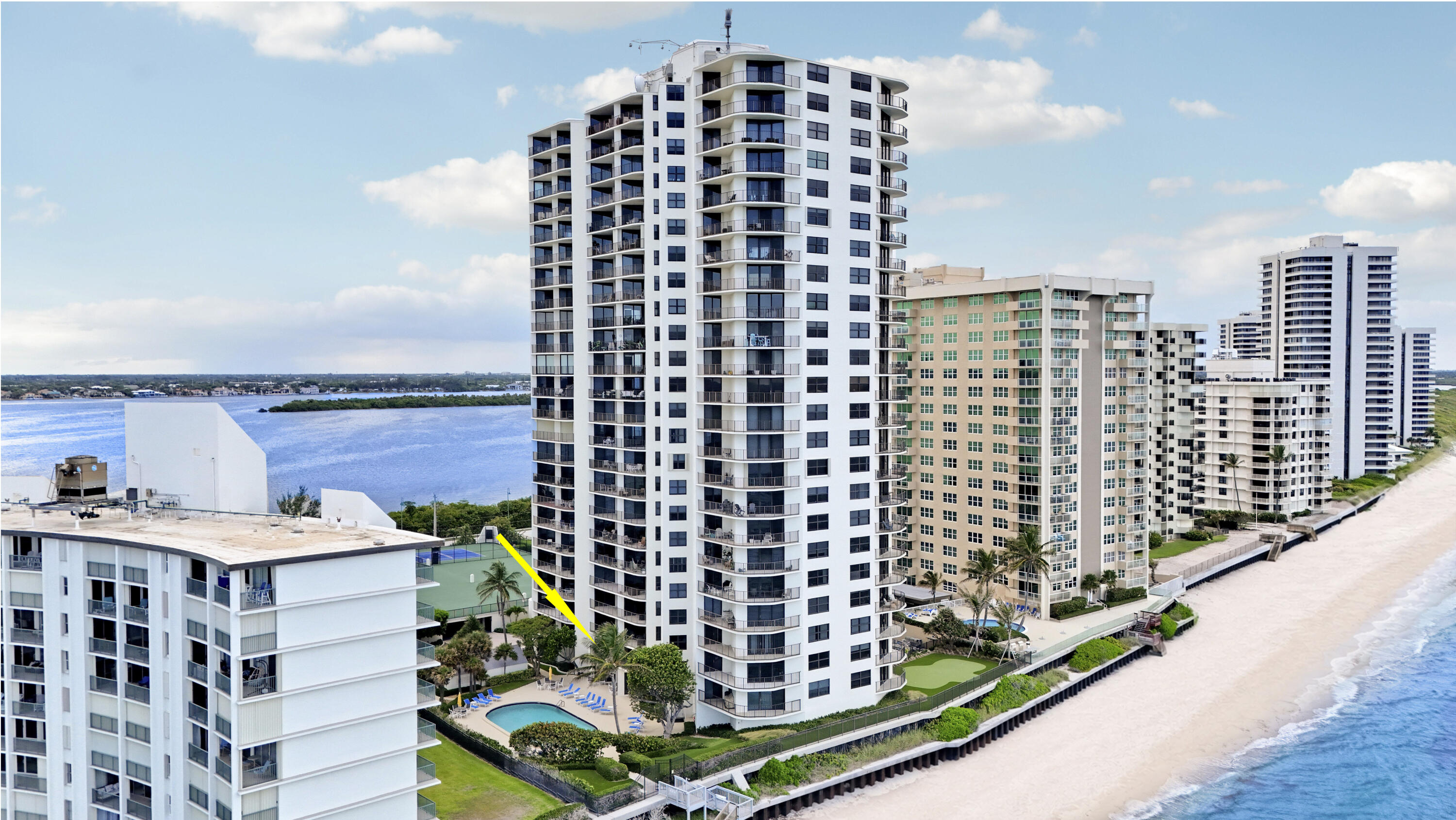 CONNEMARA CONDO - Residential