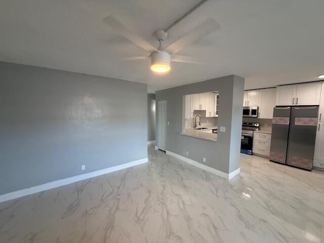 LAKE VIEW CONDO APTS - Residential