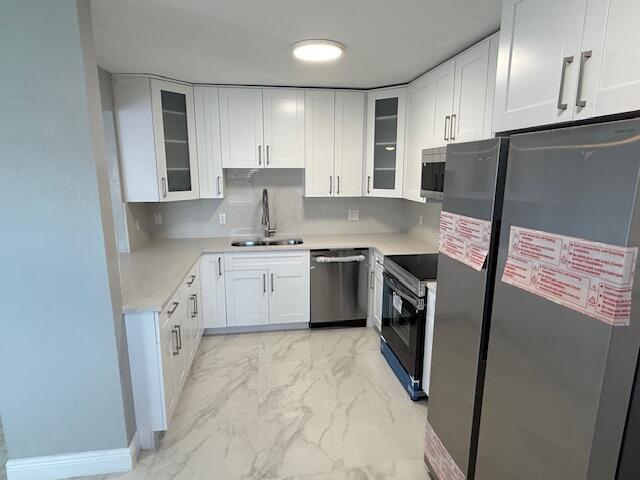 LAKE VIEW CONDO APTS - Residential