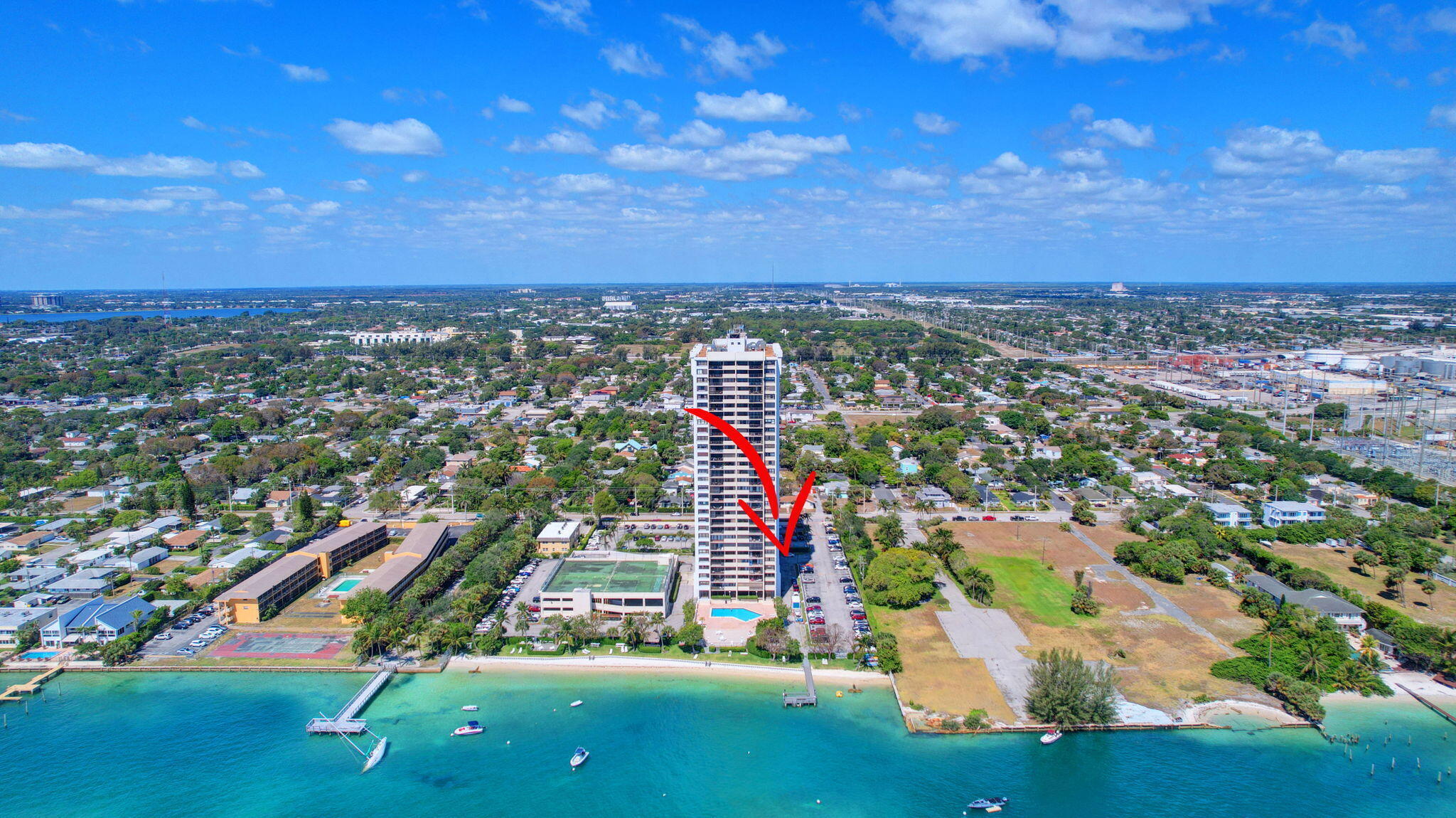 PALM BEACH HOUSE CONDO - Residential
