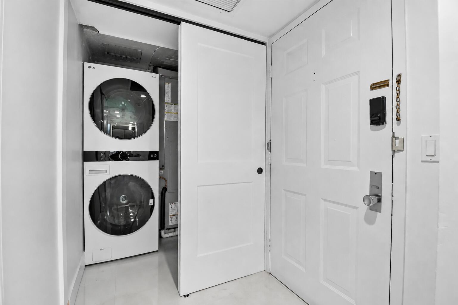 PALM BEACH HOUSE CONDO - Residential